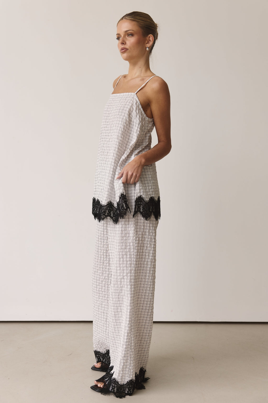 Holland Cami (White/Black Plaid)
