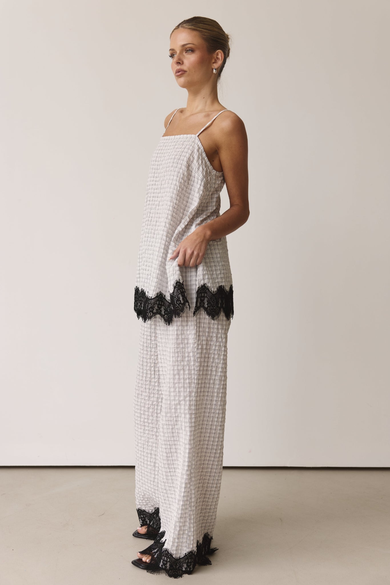 Holland Cami (White/Black Plaid)