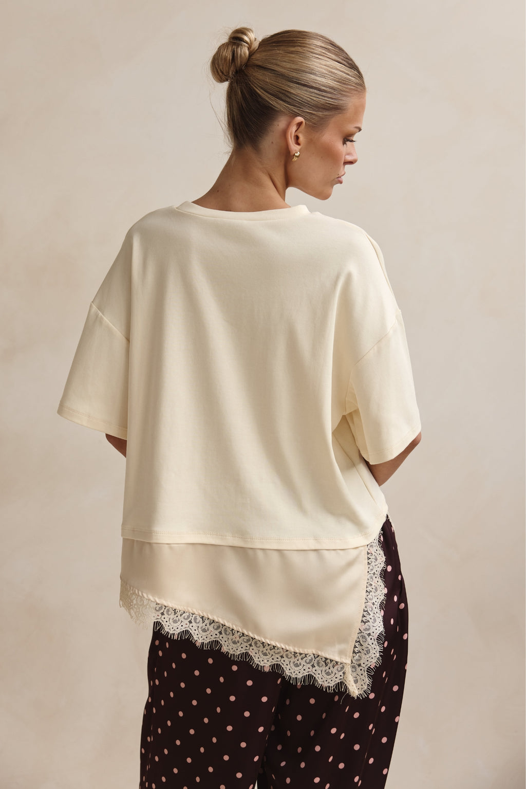 Onyx Tee (Butter)