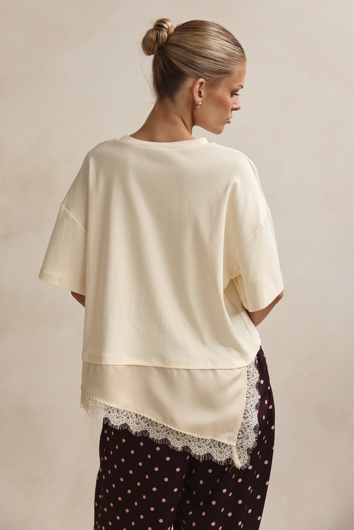 Onyx Tee (Butter)