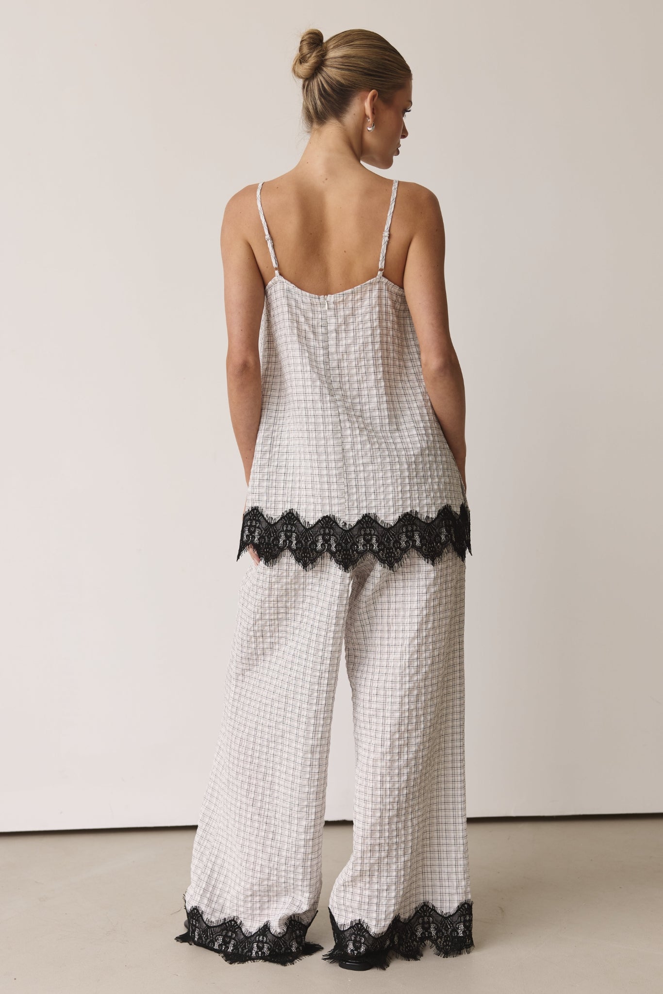 Holland Cami (White/Black Plaid)
