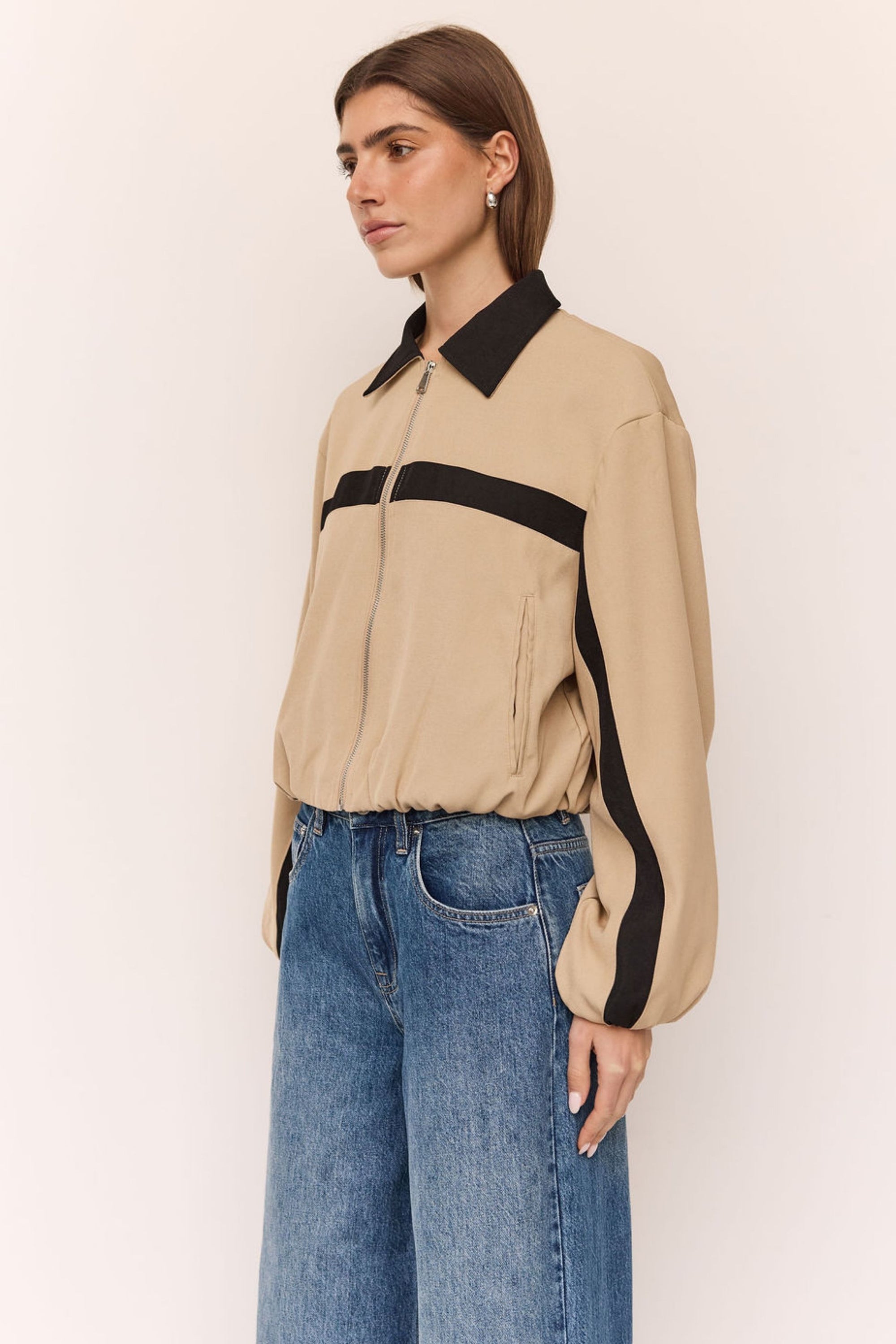 Lillia Bomber Jacket (Beige/Black)