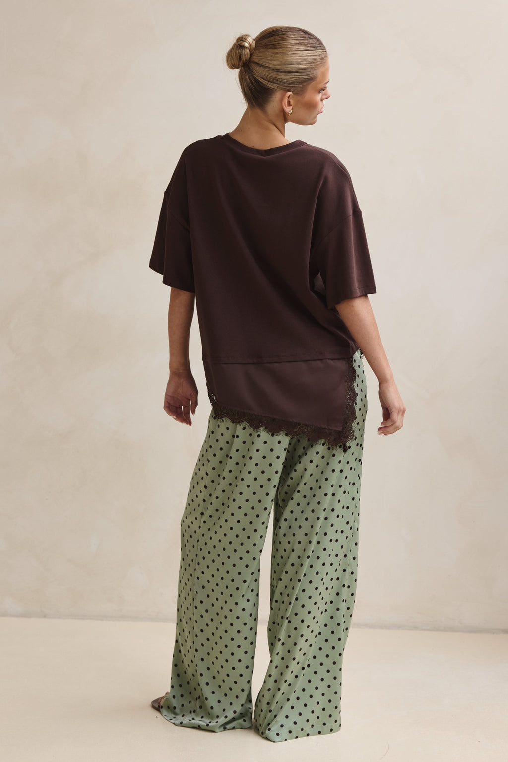 Onyx Tee (Chocolate)