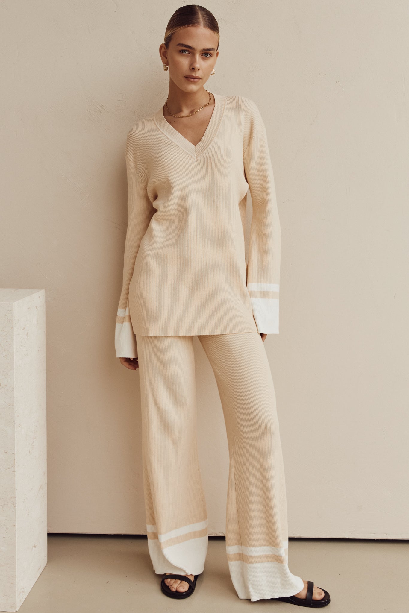 Agni Knit Pant (Beige)
