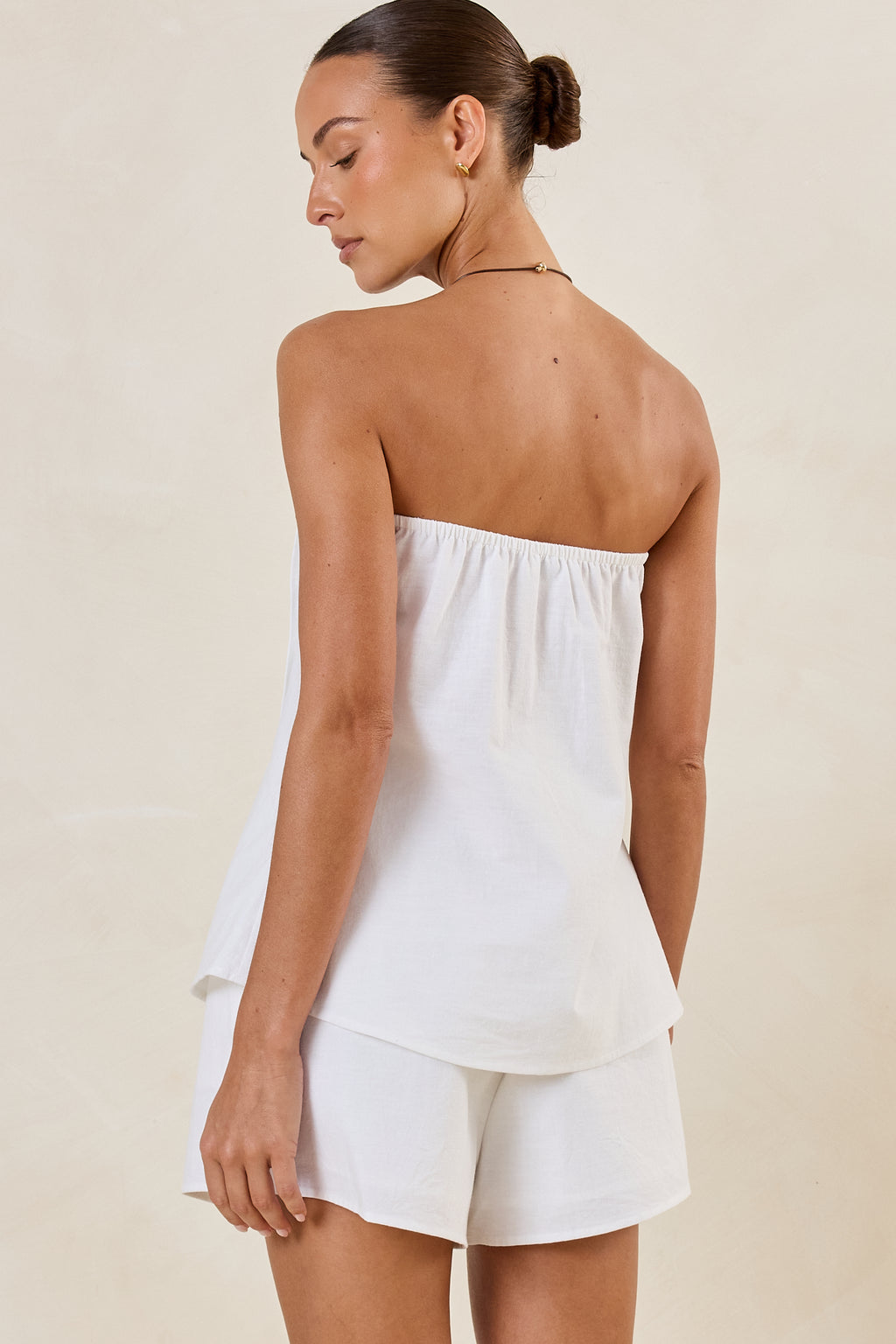 Elara Short (White)