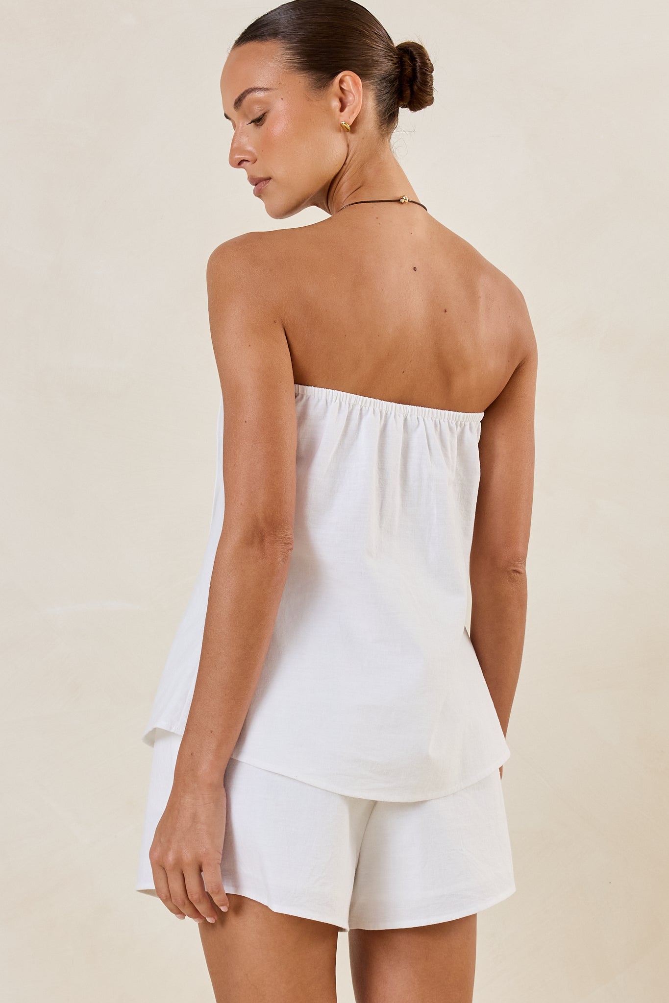 Elara Short (White)