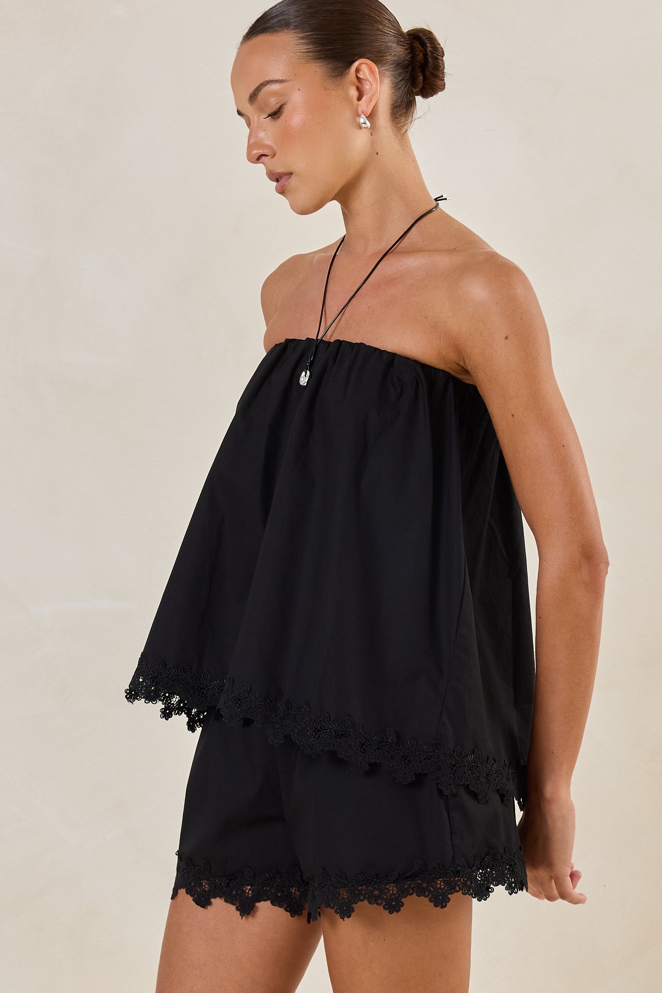 Clara Lace Strapless Top (Black)