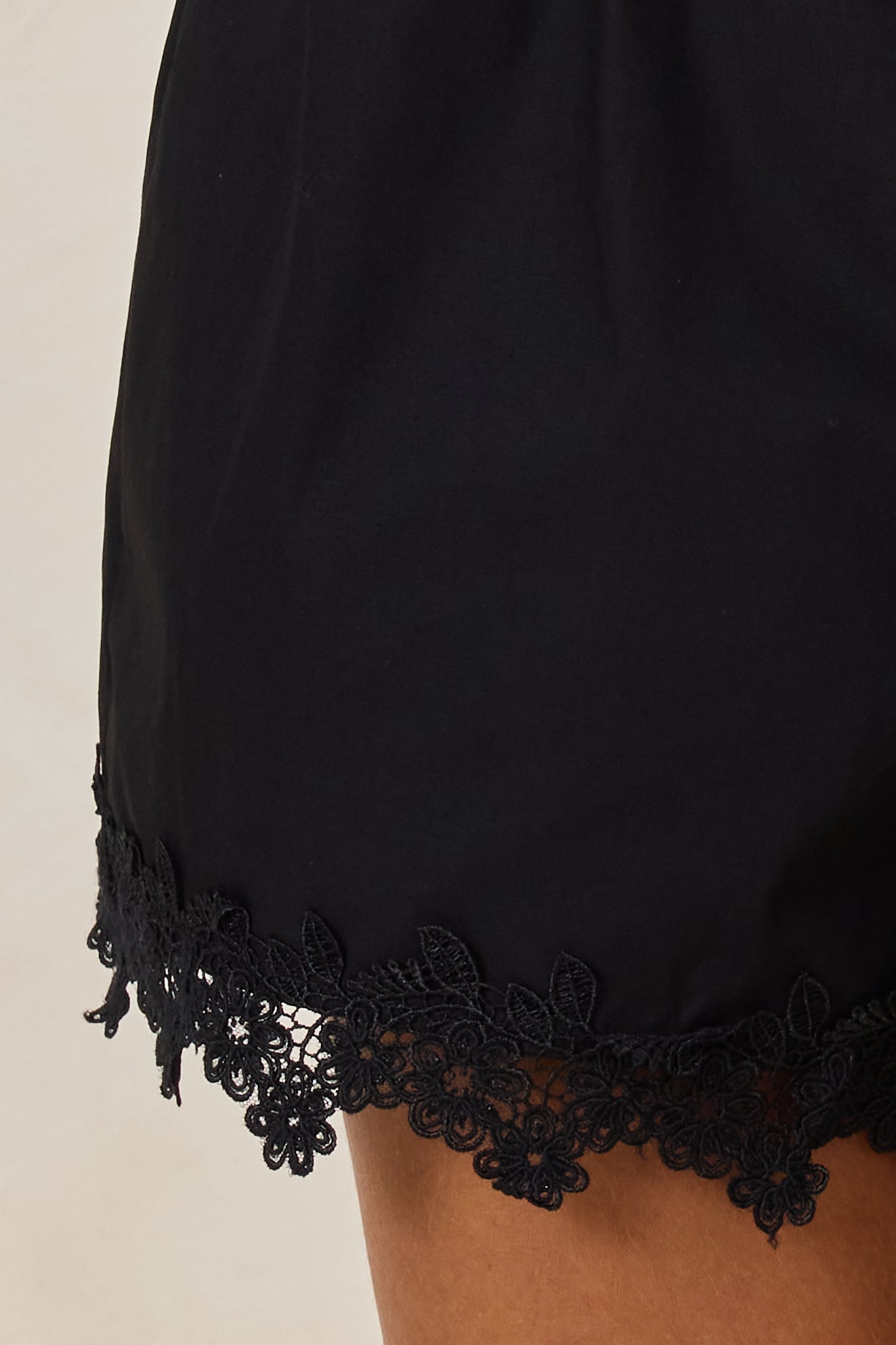 Clara Lace Short (Black)