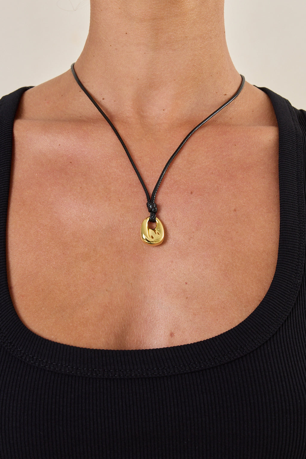 Luna Necklace (Gold)