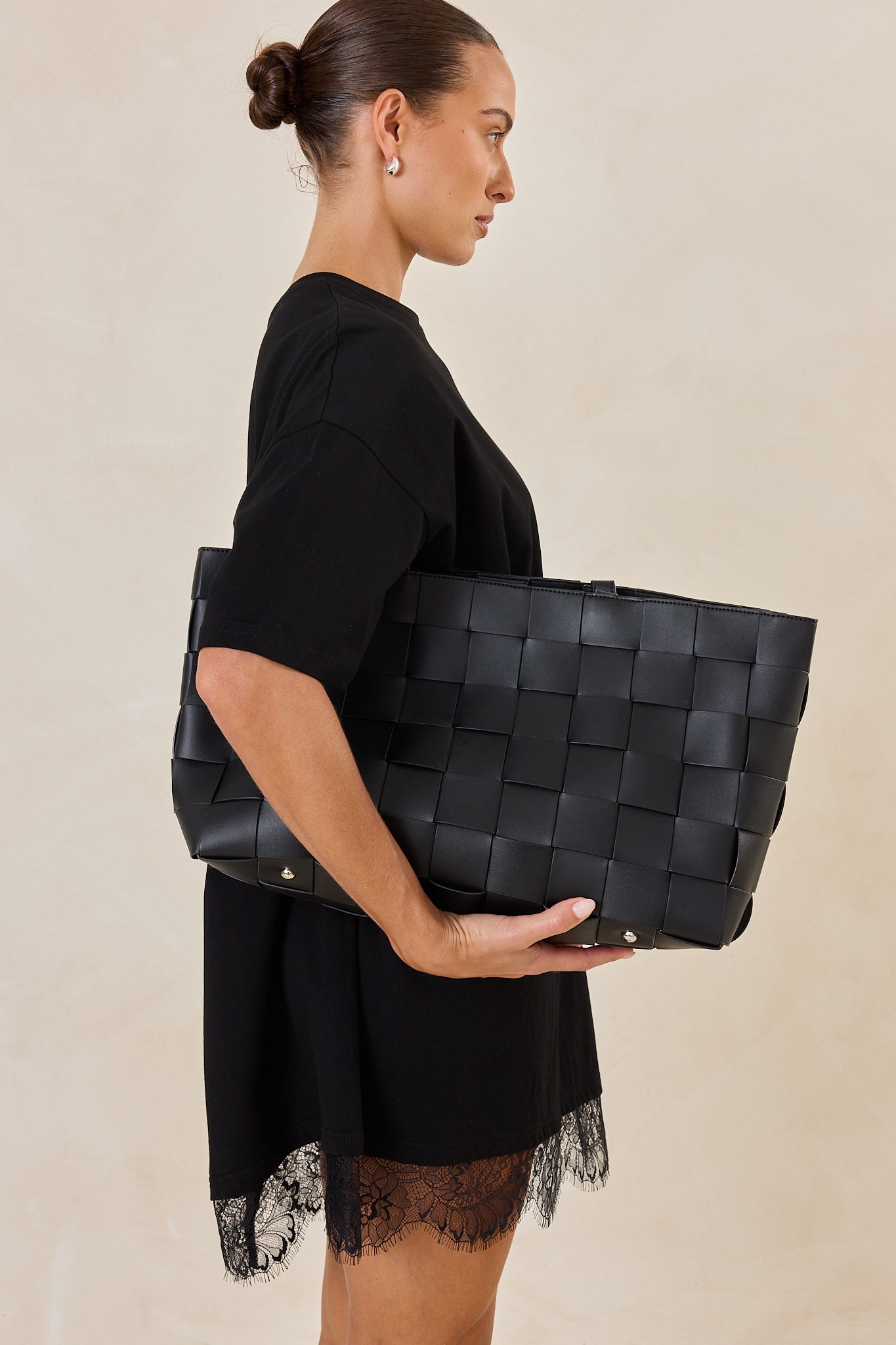 Axel Handbag (Black)