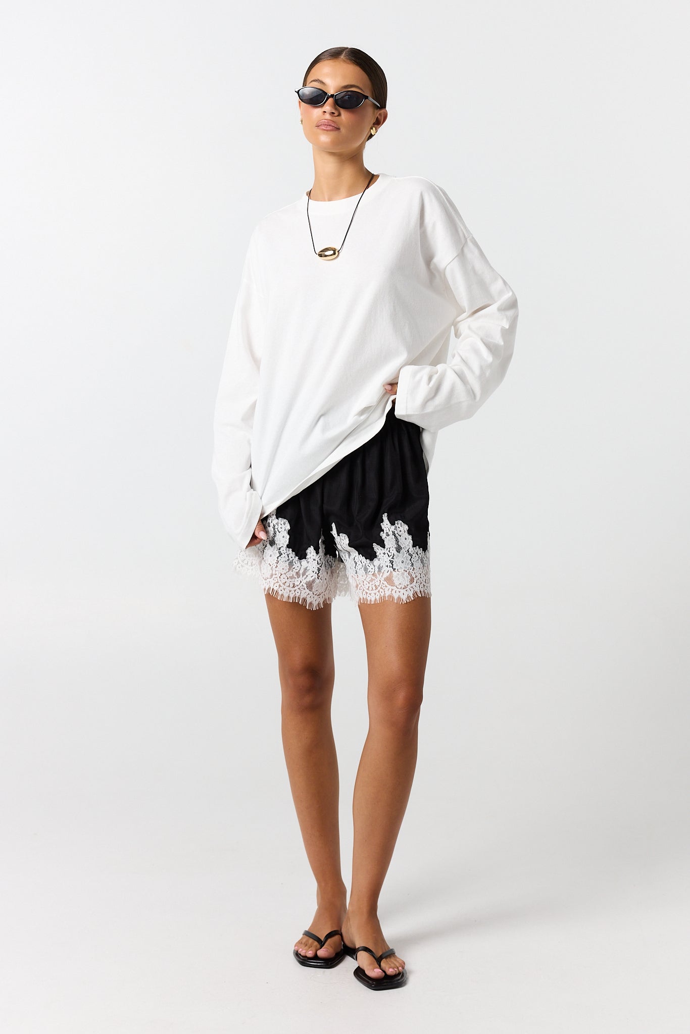 Cody Lace Short (Black)