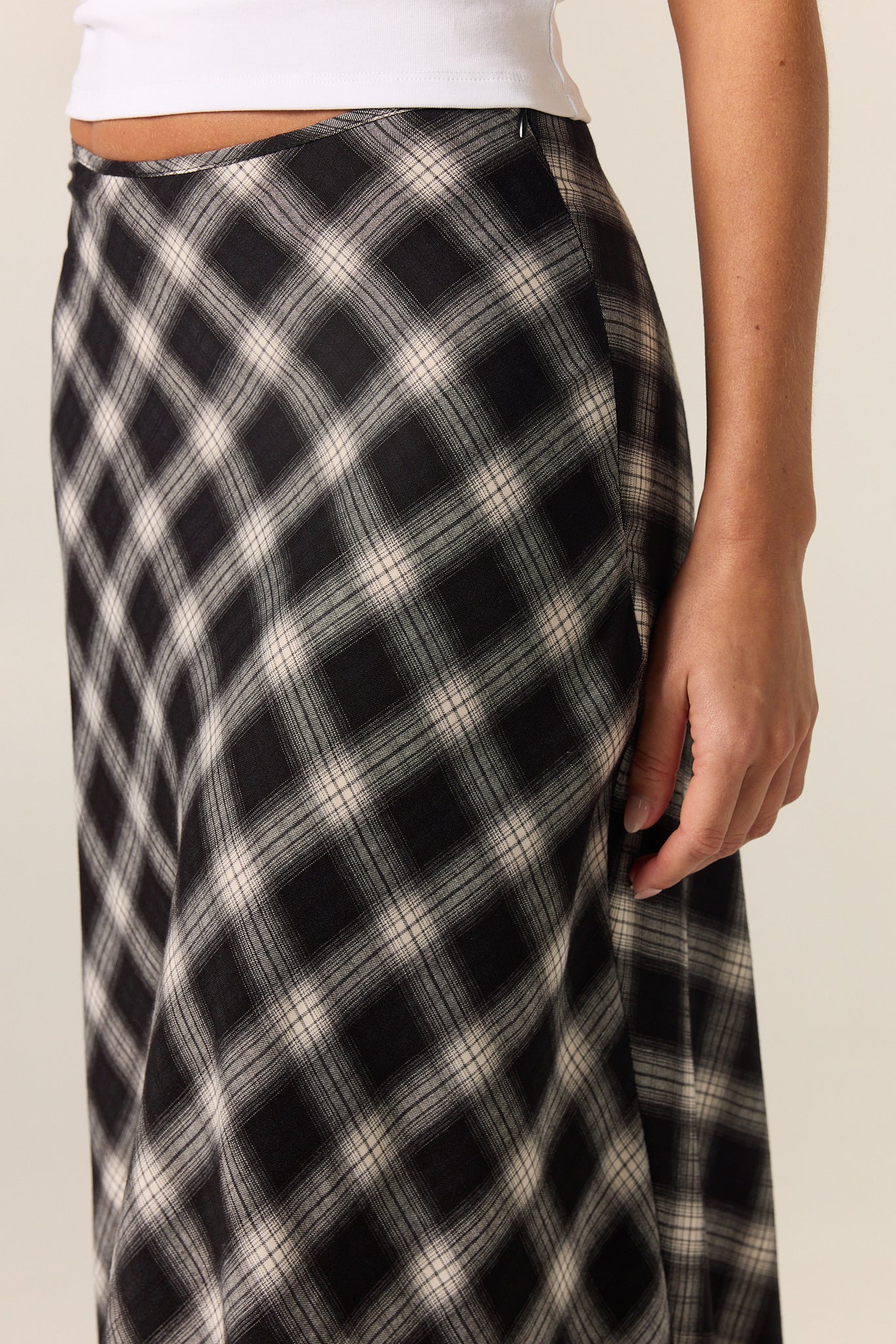 Lainey Midi Skirt (Black Plaid)