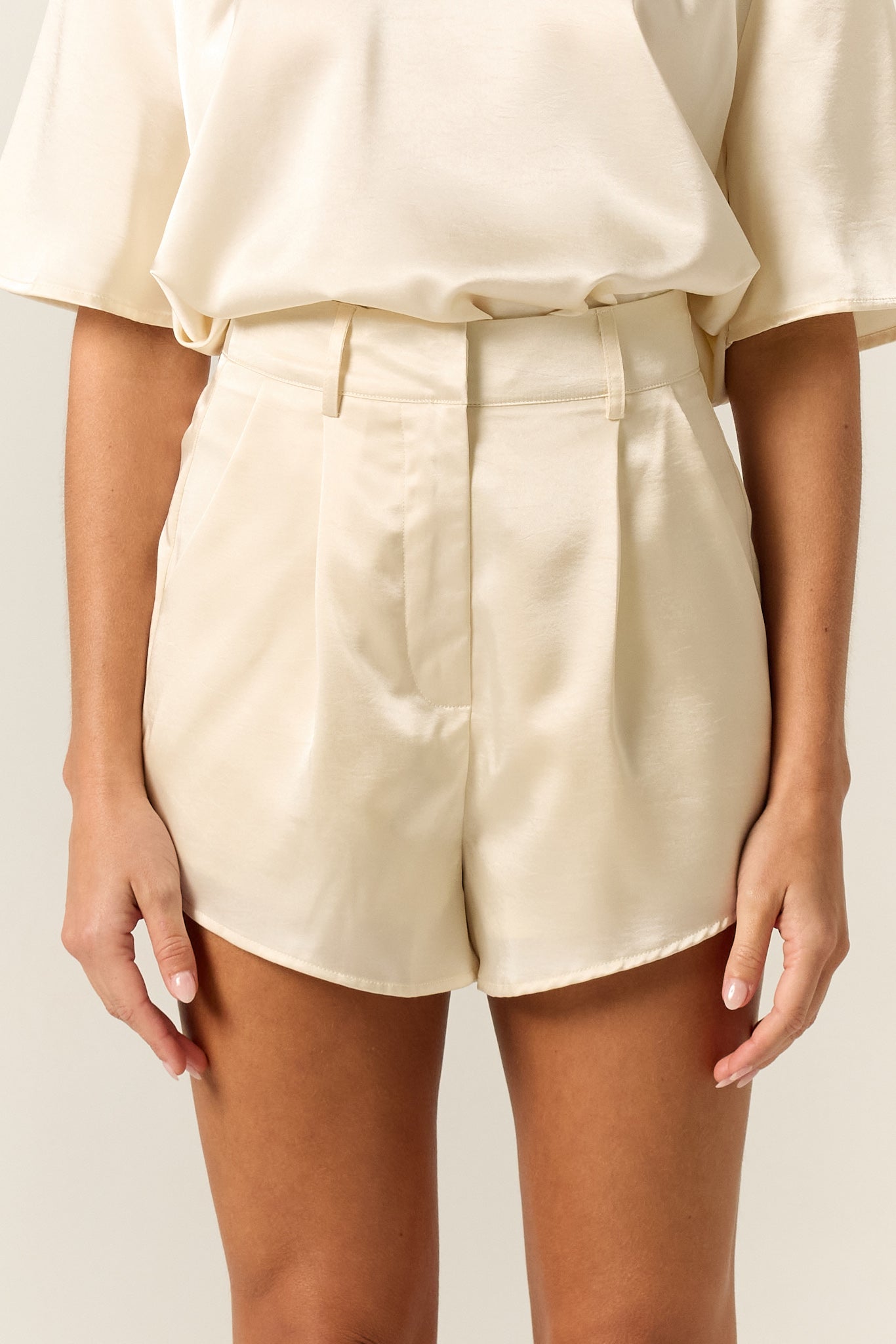 Emmi Satin Tailored Short (Cream)