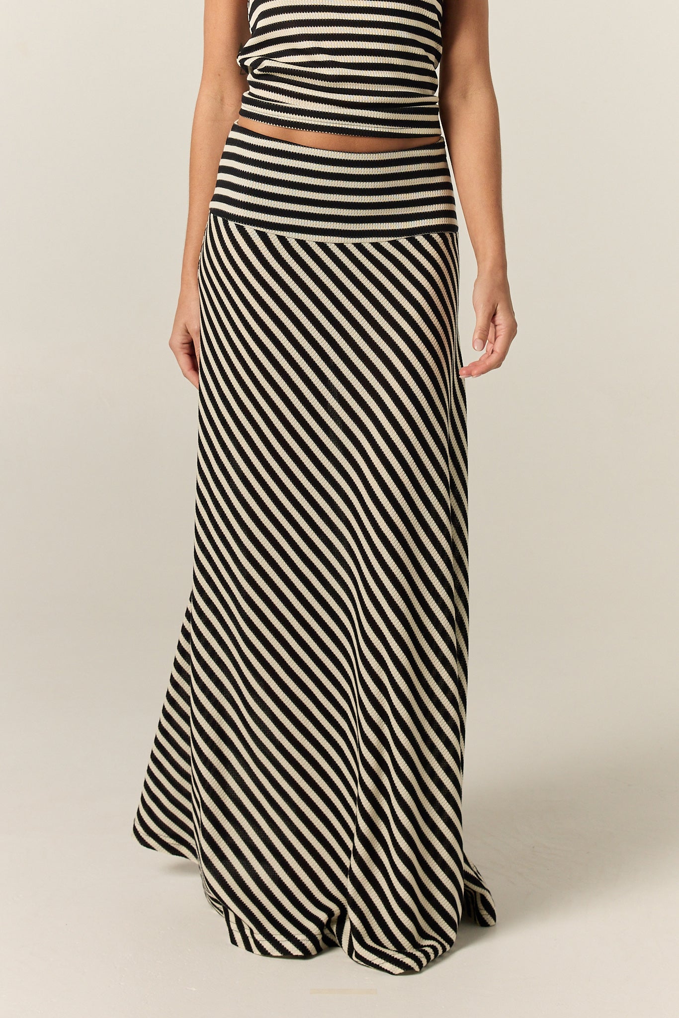 Shop Women's Knitwear Online Runway Scout Shop Women's Knitwear Online Runway Scout