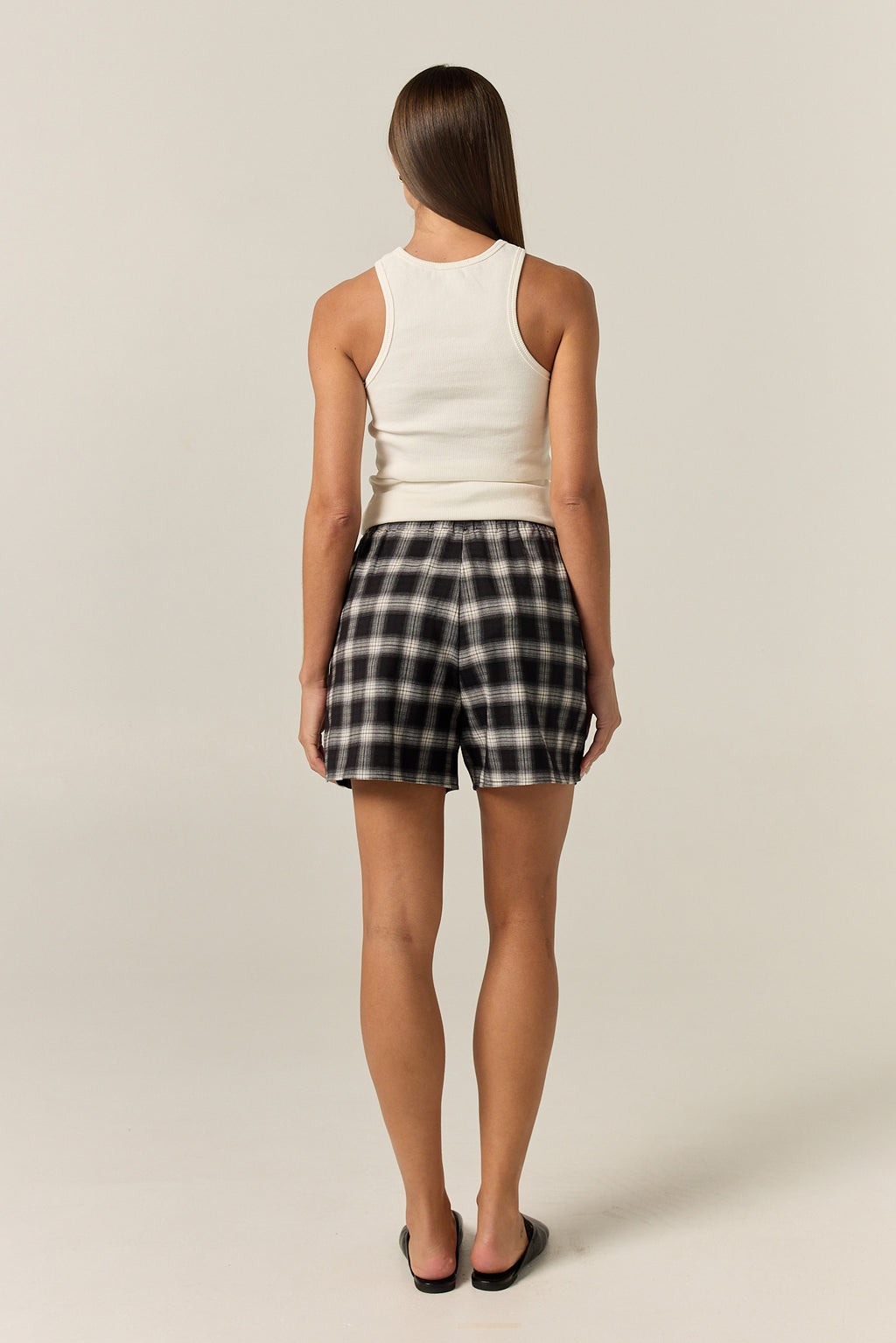 Lainey Short (Black Plaid)