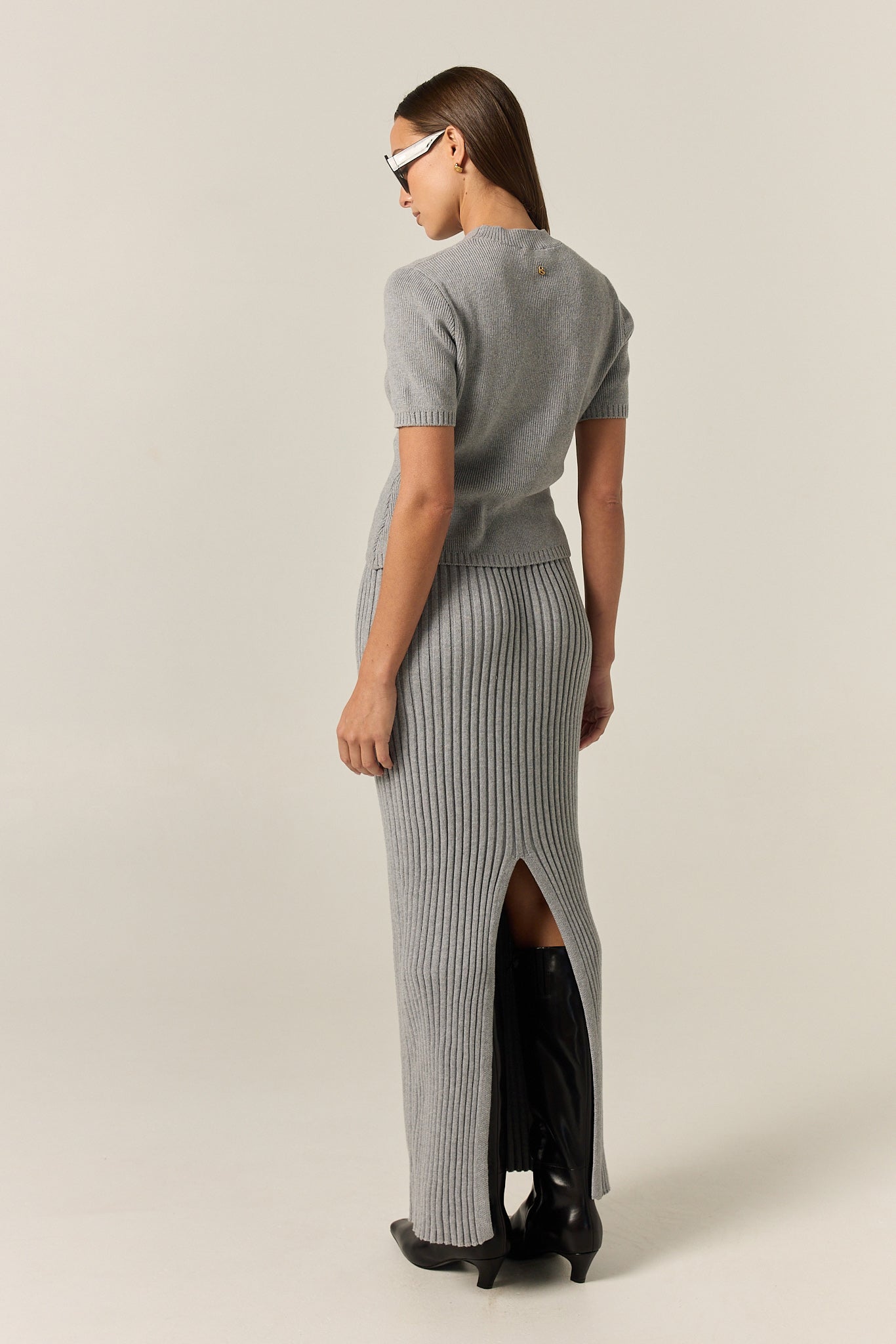 Jordy Ribbed Knit Midi Skirt (Grey)