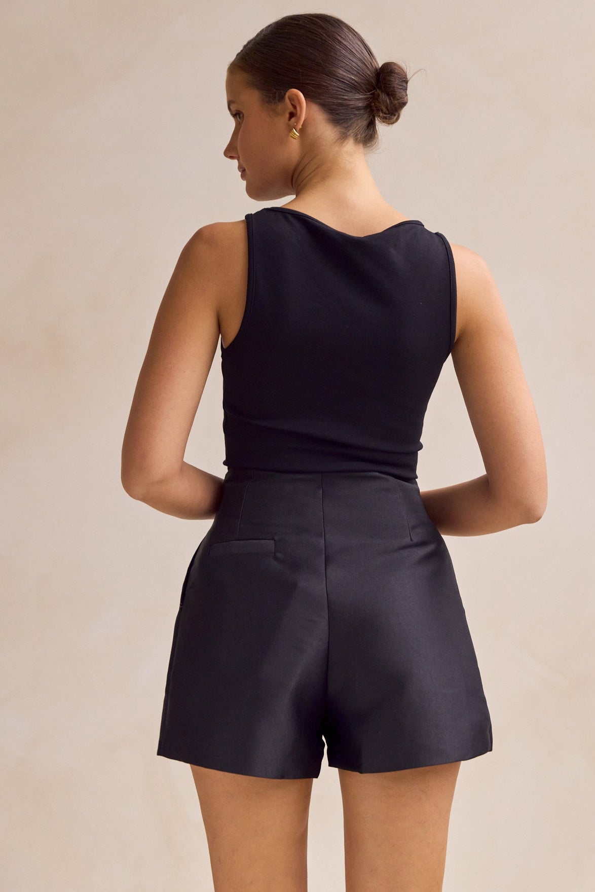 Lysandra Short (Black)