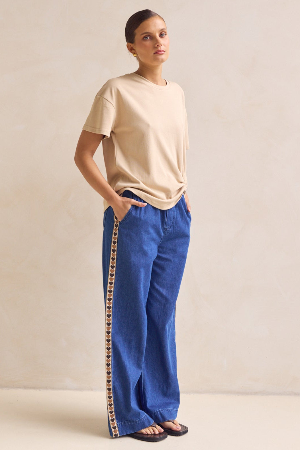 Nina Tee (Sand)