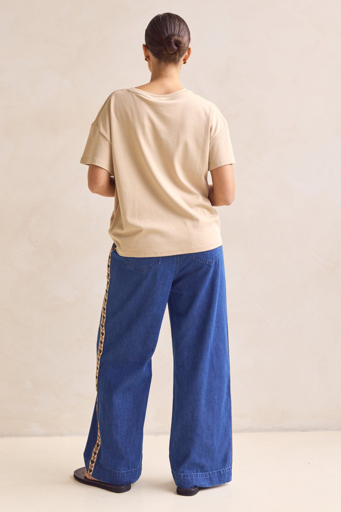 Nina Tee (Sand)