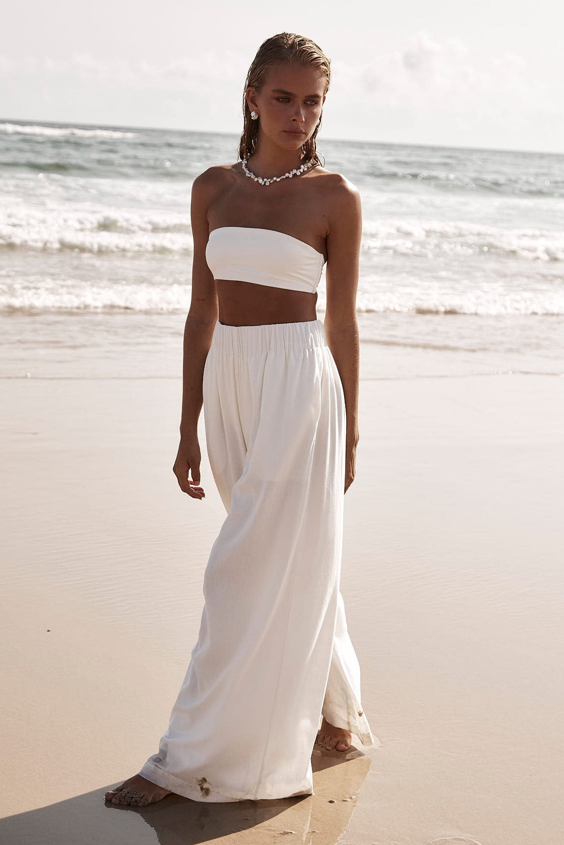 runway scout white dress Runway scout Elsa maxi dress size XS UK6, Women's Fashion, Dresses & Sets, Dresses on Carousell