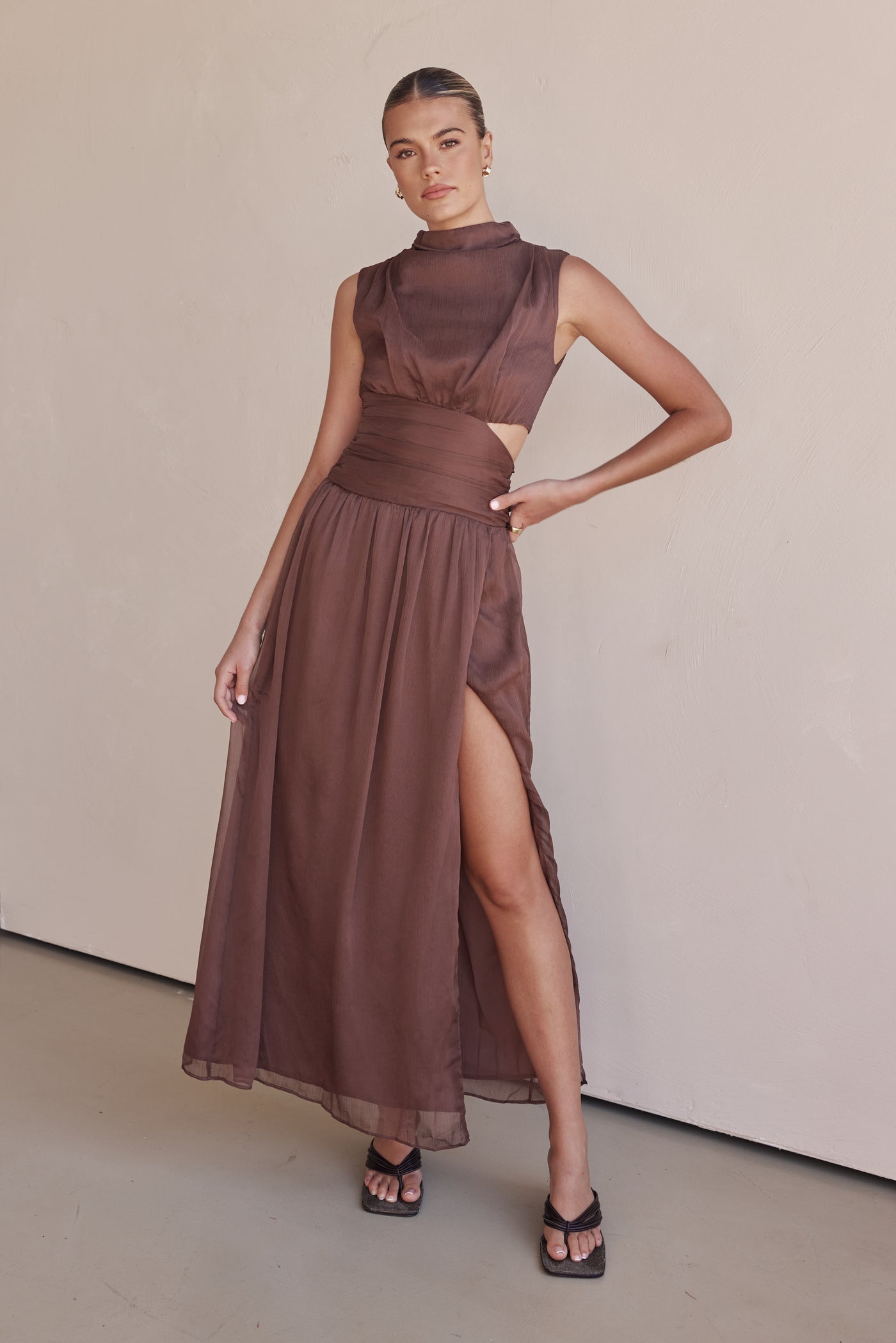 Eliana Maxi Dress (Chocolate)