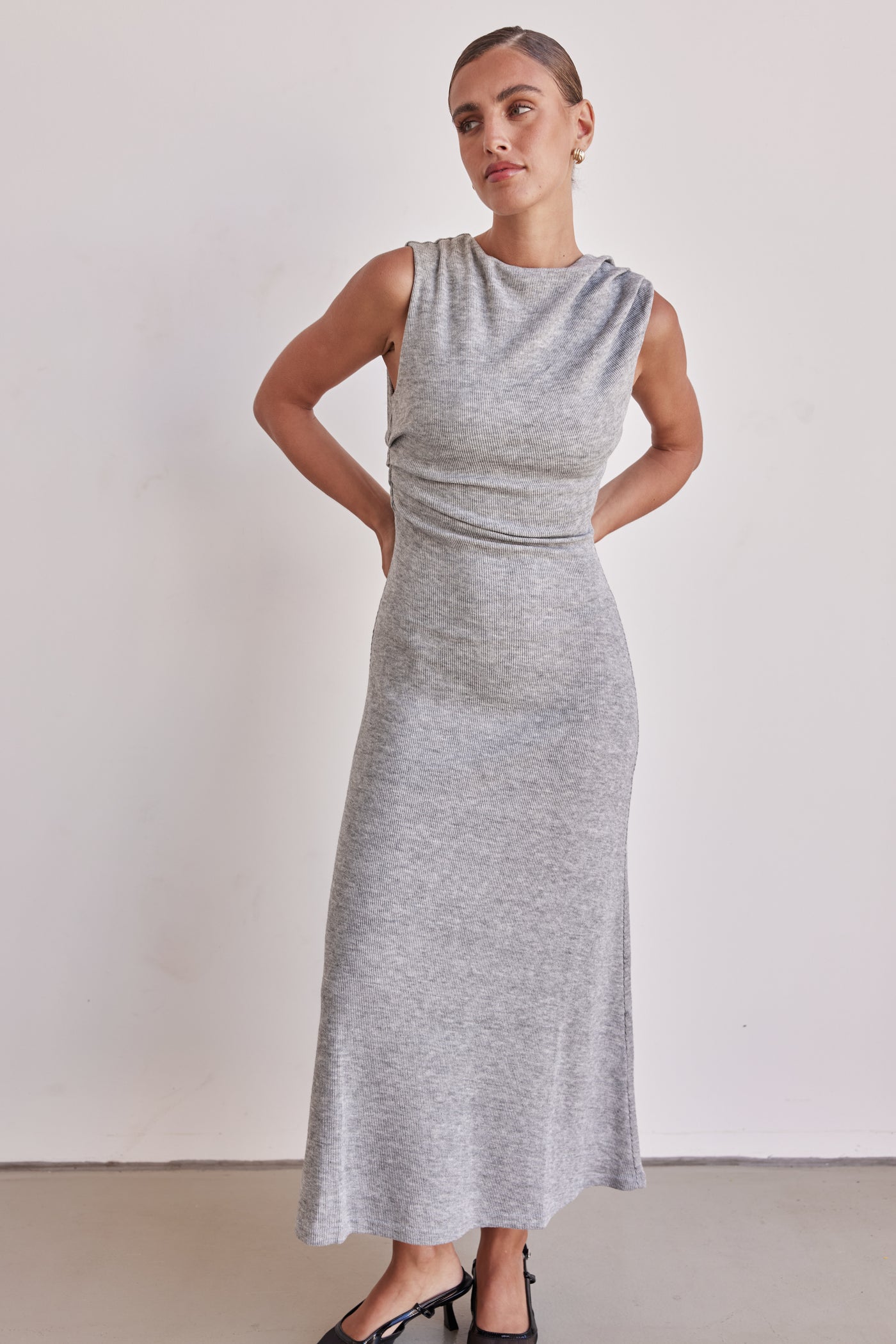 Oriana Knit Midi Dress (Grey)