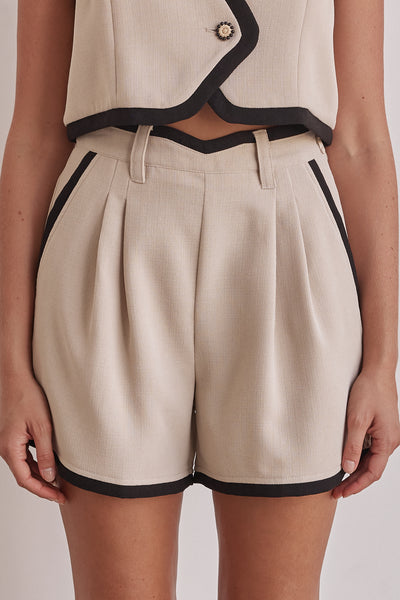 Hailey Shorts (Beige)