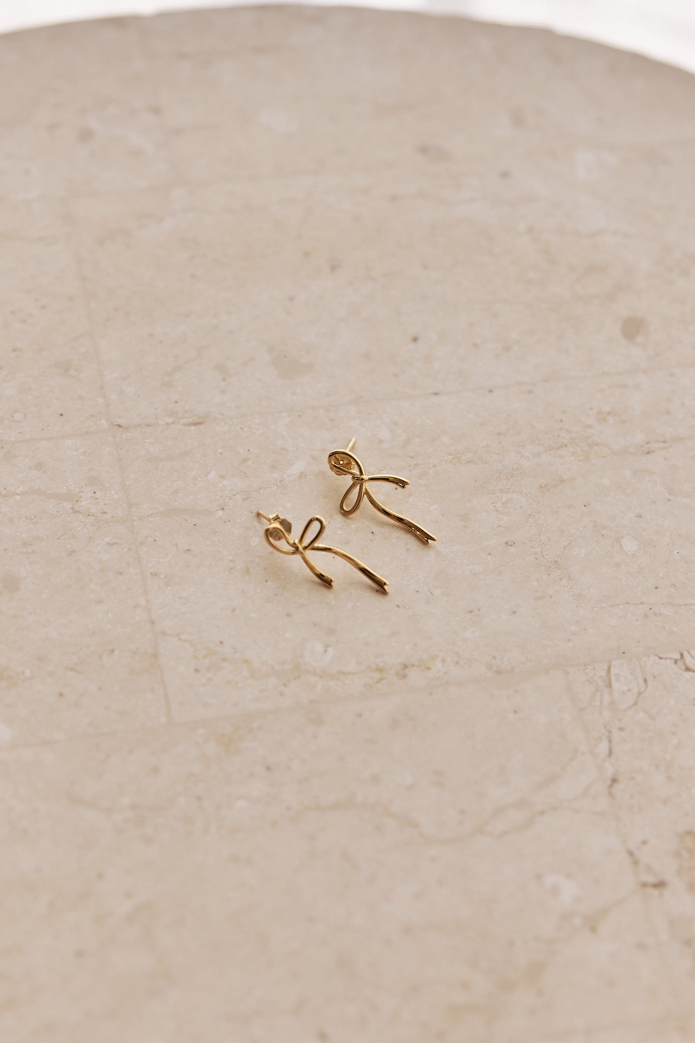 Viana Bow Earrings (Gold)