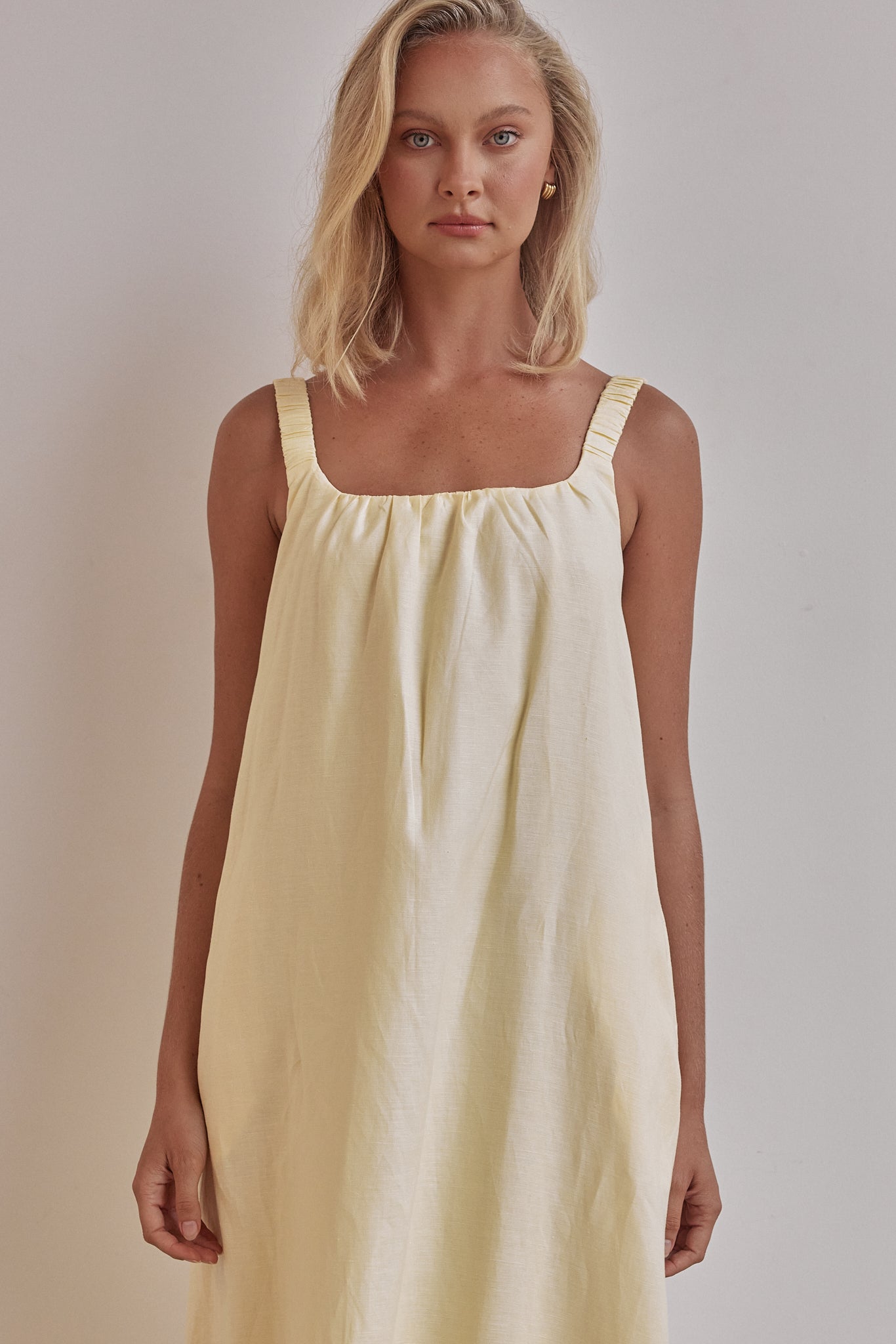 Vicki Linen Maxi Dress (Yellow)