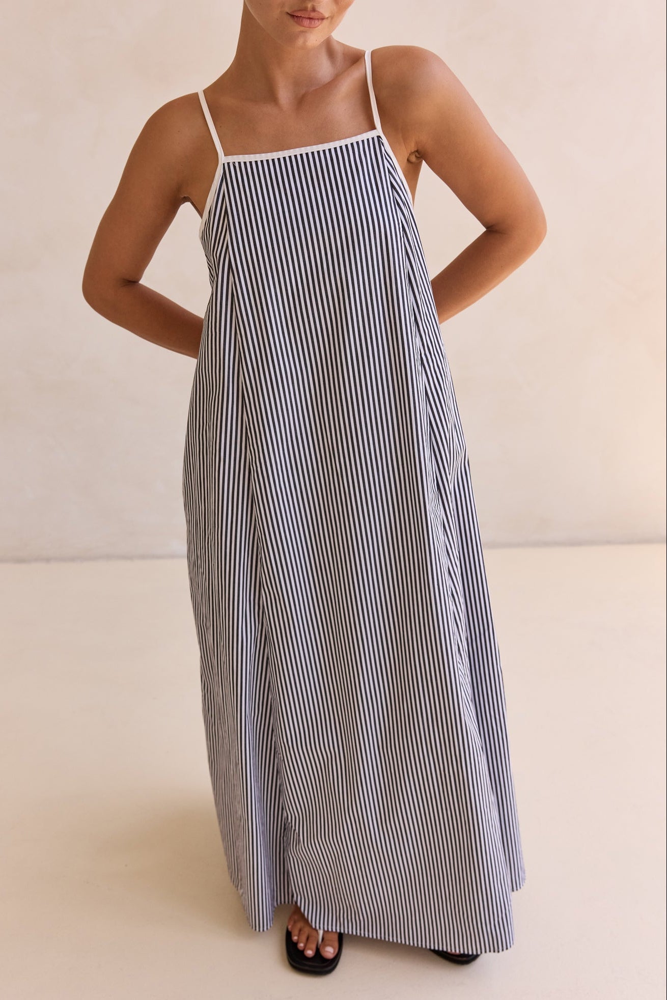 Mateo Maxi Dress (Black)