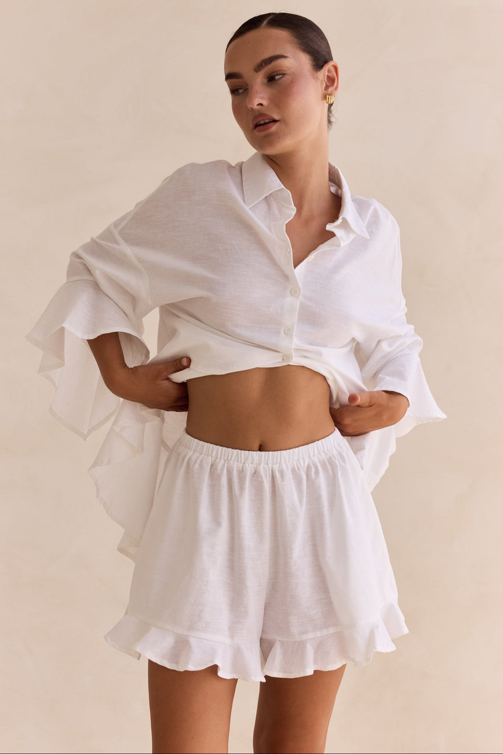 Eilish Short (White)