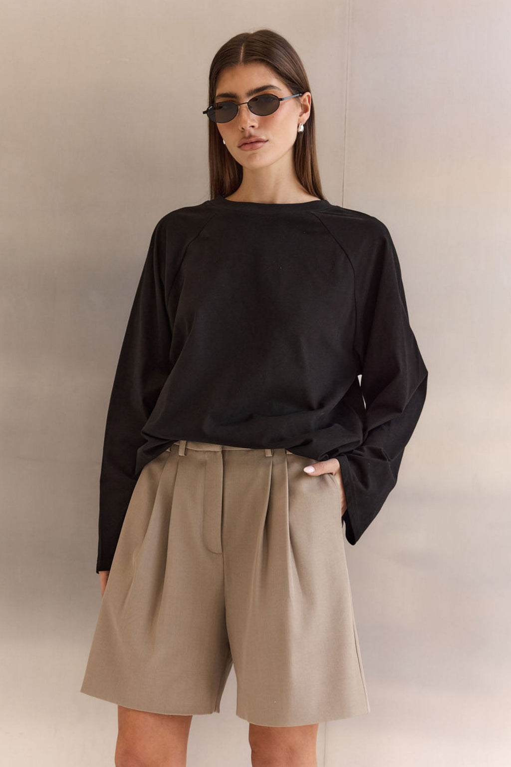 Levi Long Sleeve Tee (Black)