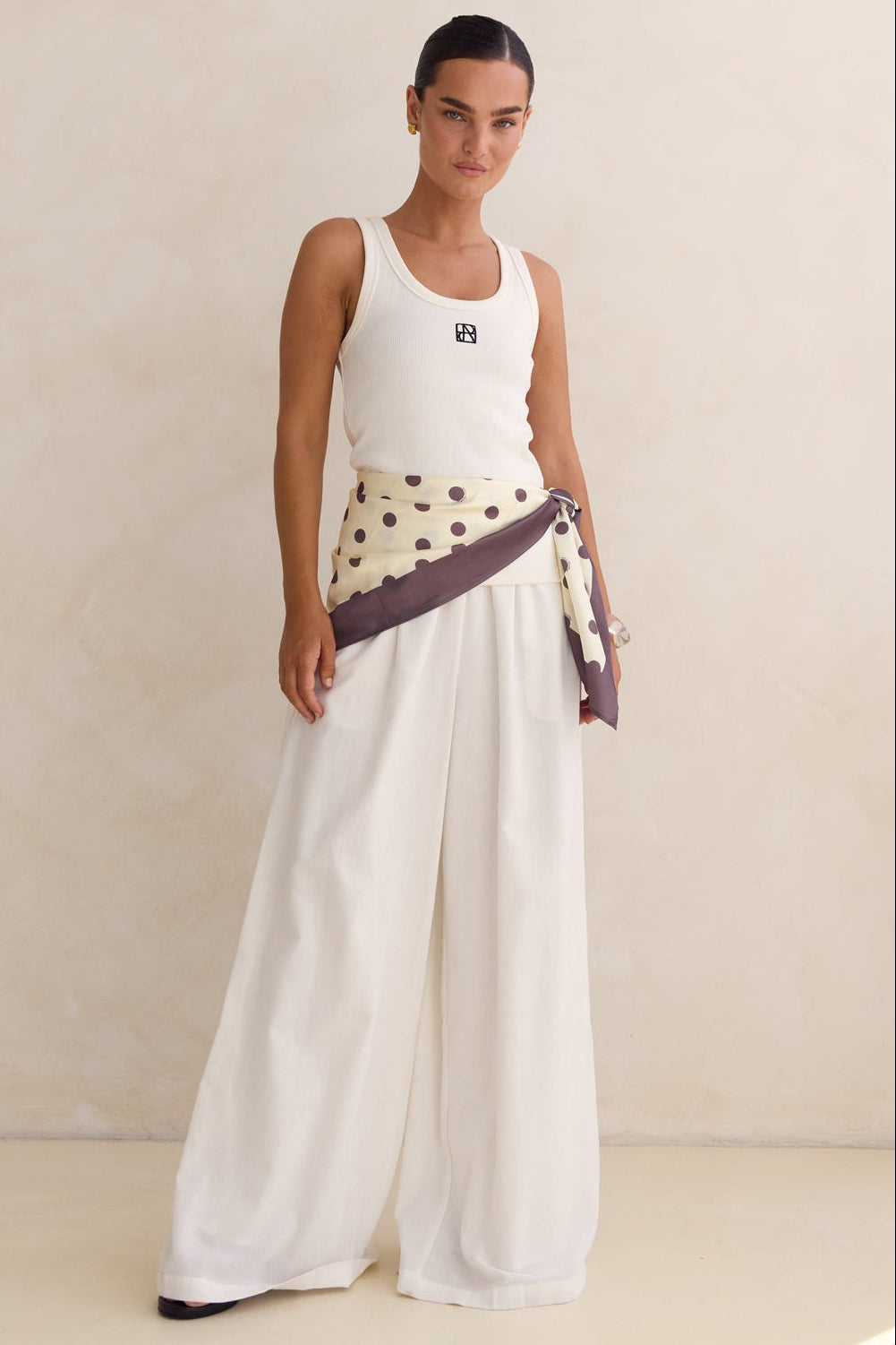 Runway Scout Scarf (Chocolate)