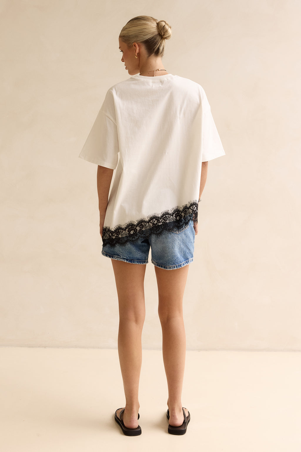 Nora Tee (White/Black)