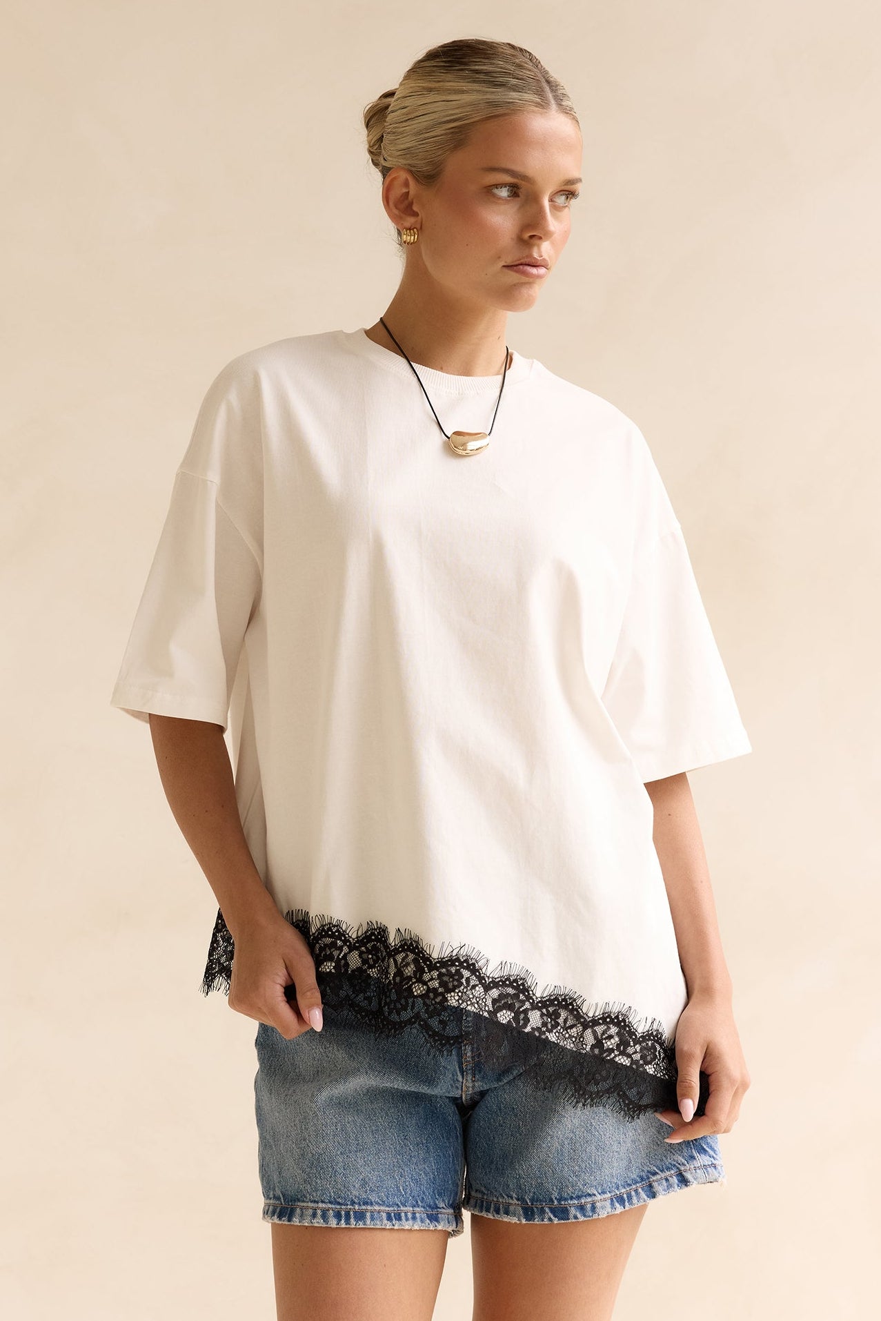 Nora Tee (White/Black)