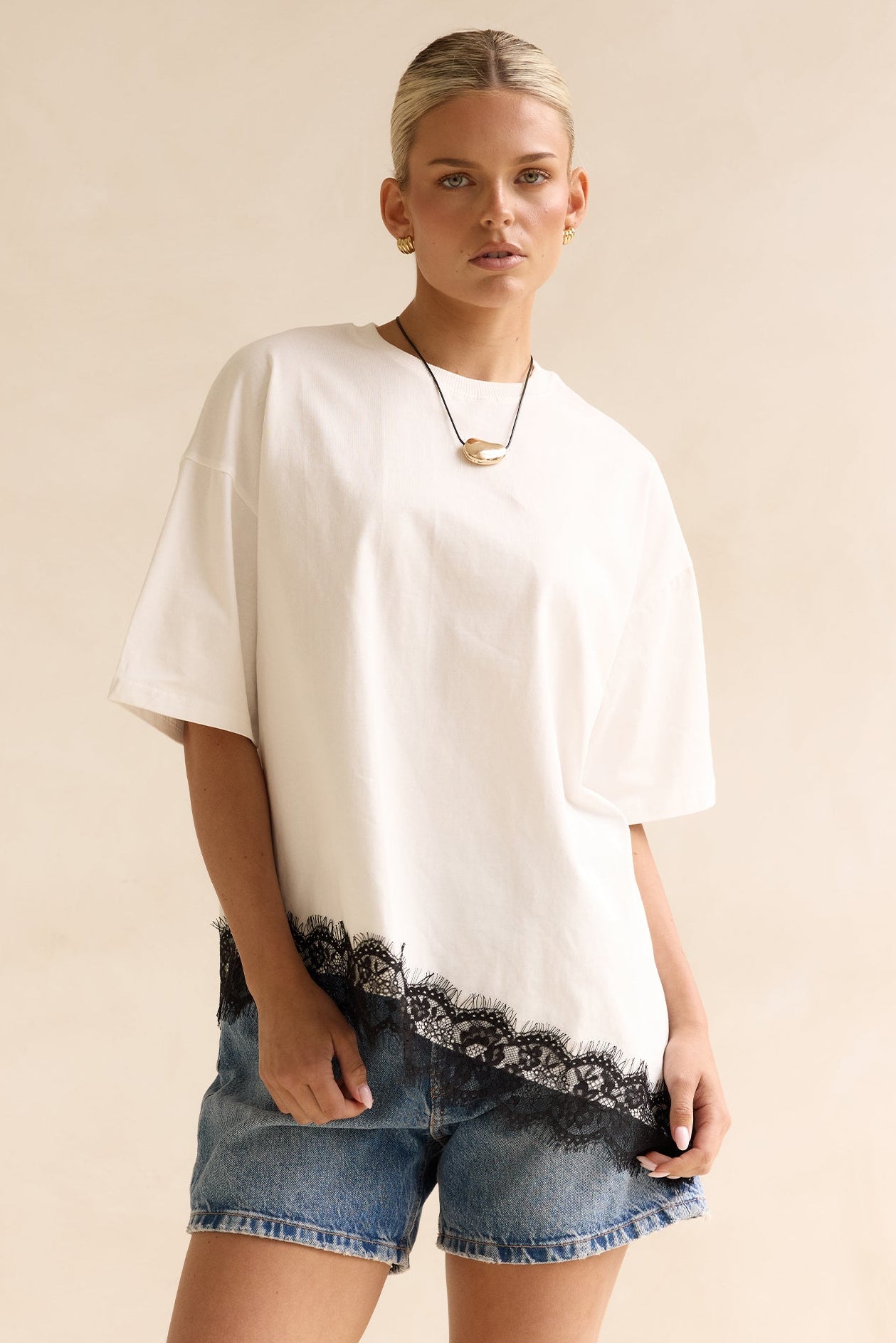 Nora Tee (White/Black)
