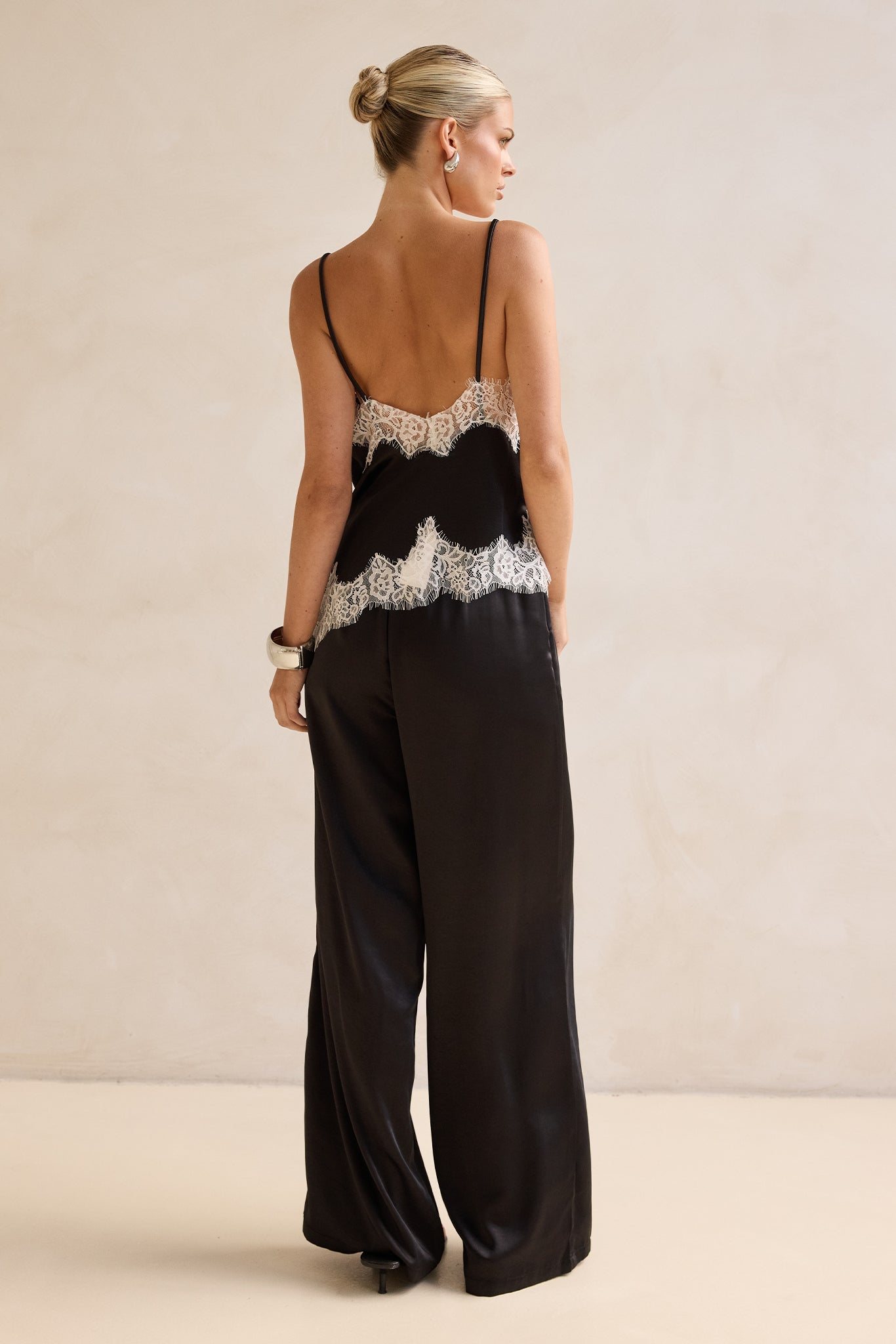 Bessette Top (Black)