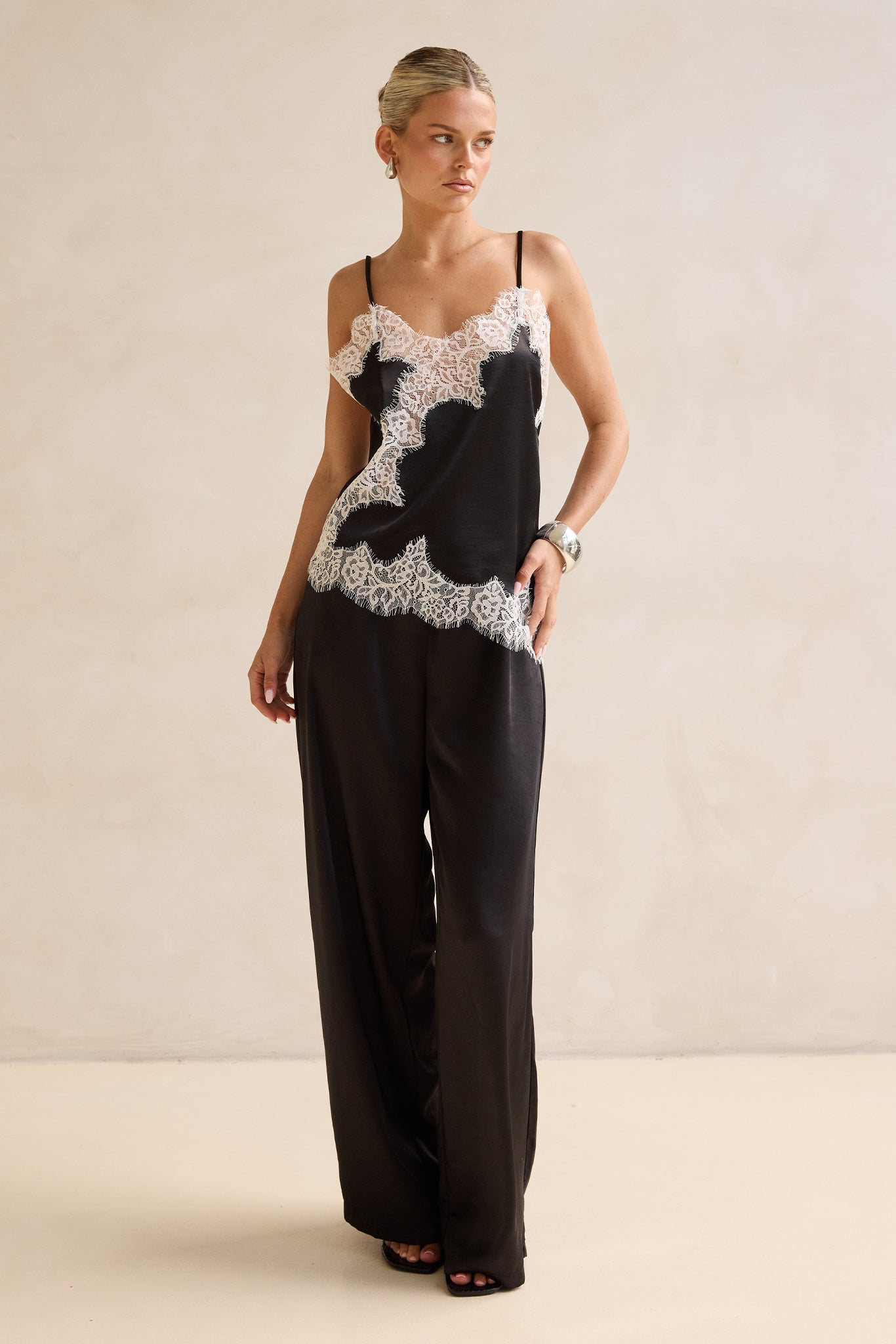 Bessette Top (Black)