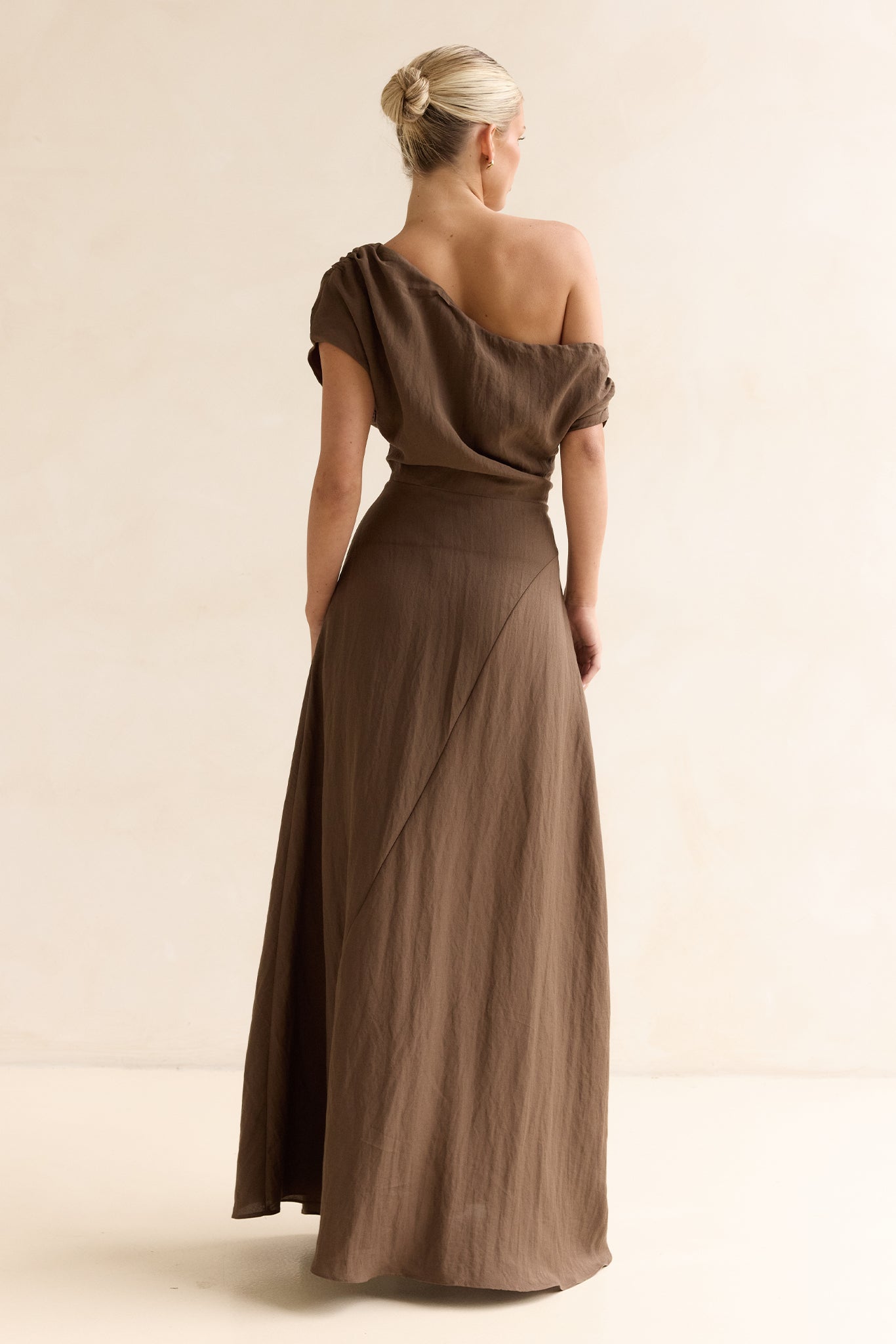 Claire Maxi Dress (Chocolate)