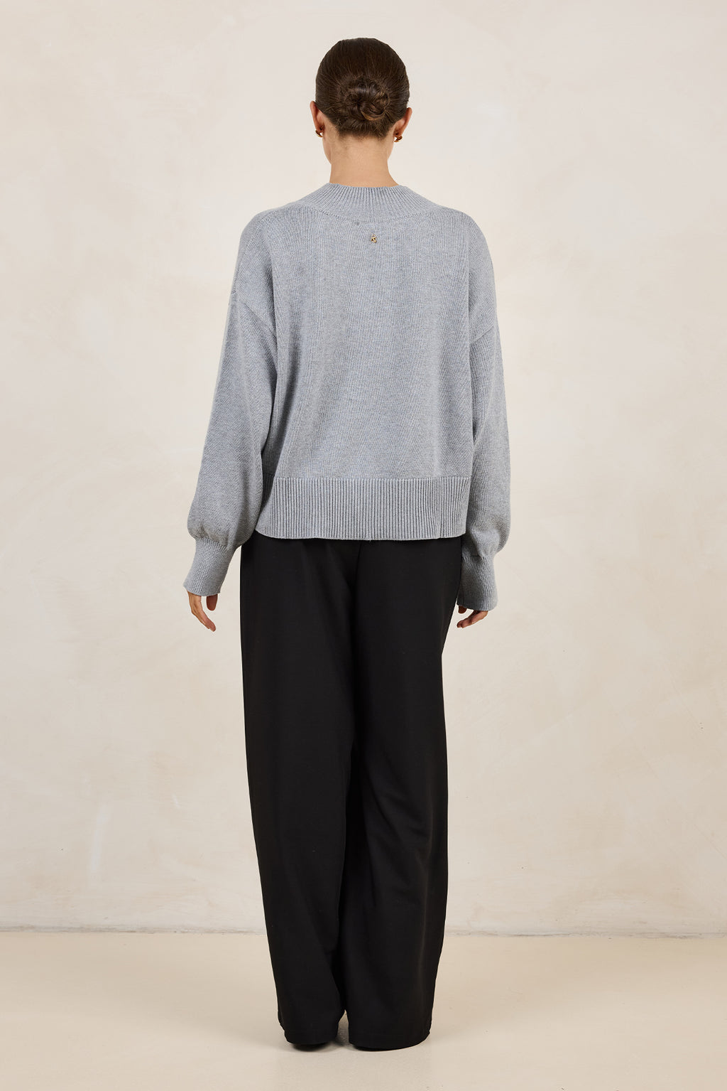 Reed V-Neck Jumper (Grey)