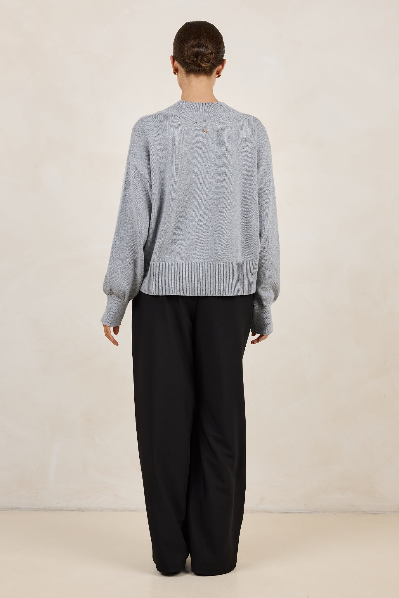 Reed V-Neck Jumper (Grey)