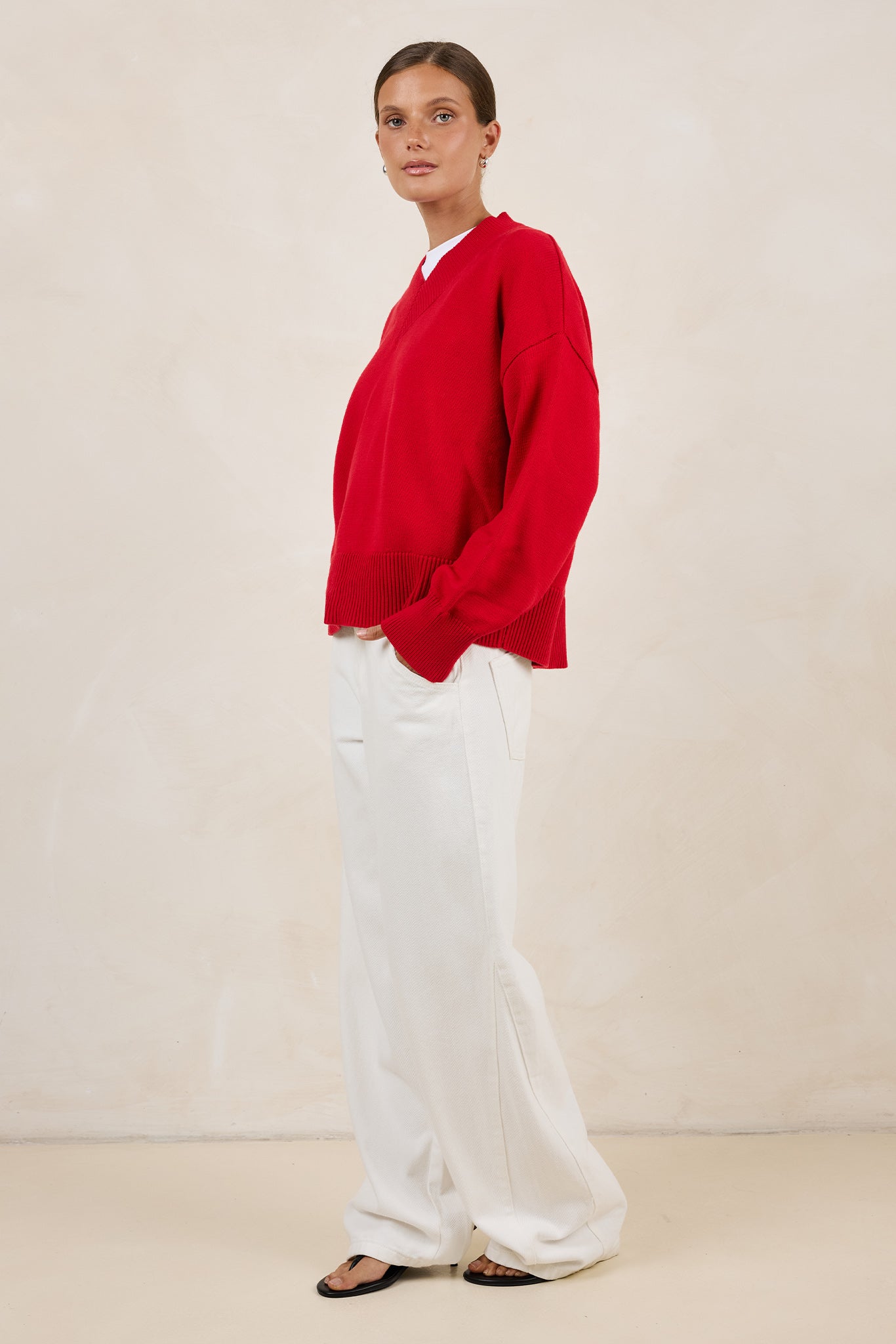 Reed V-Neck Jumper (Red)