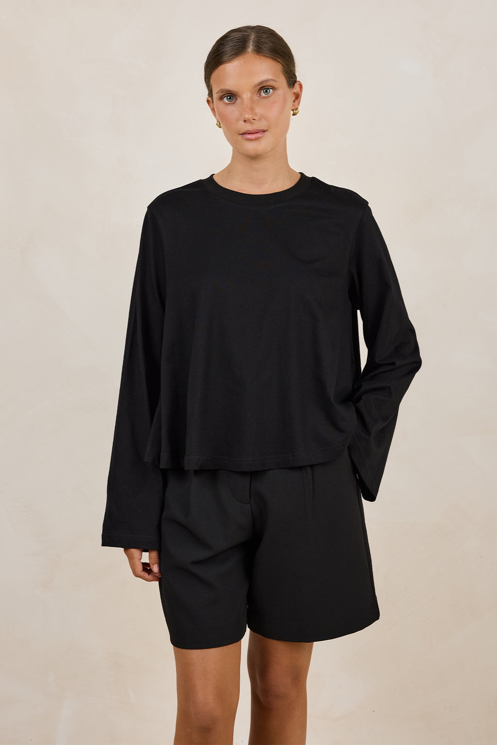 Harper Swing Long Sleeve Tee (Black)