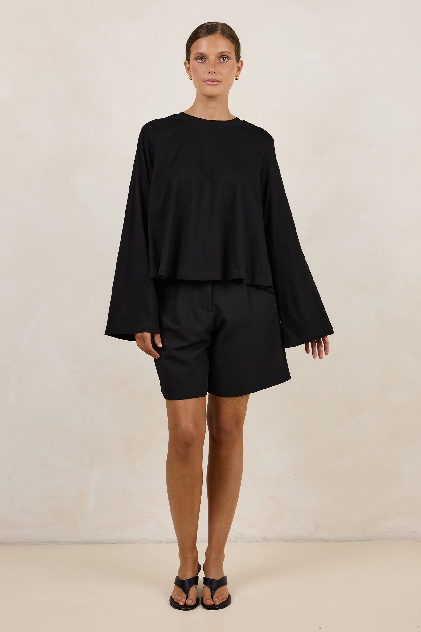 Harper Swing Long Sleeve Tee (Black)