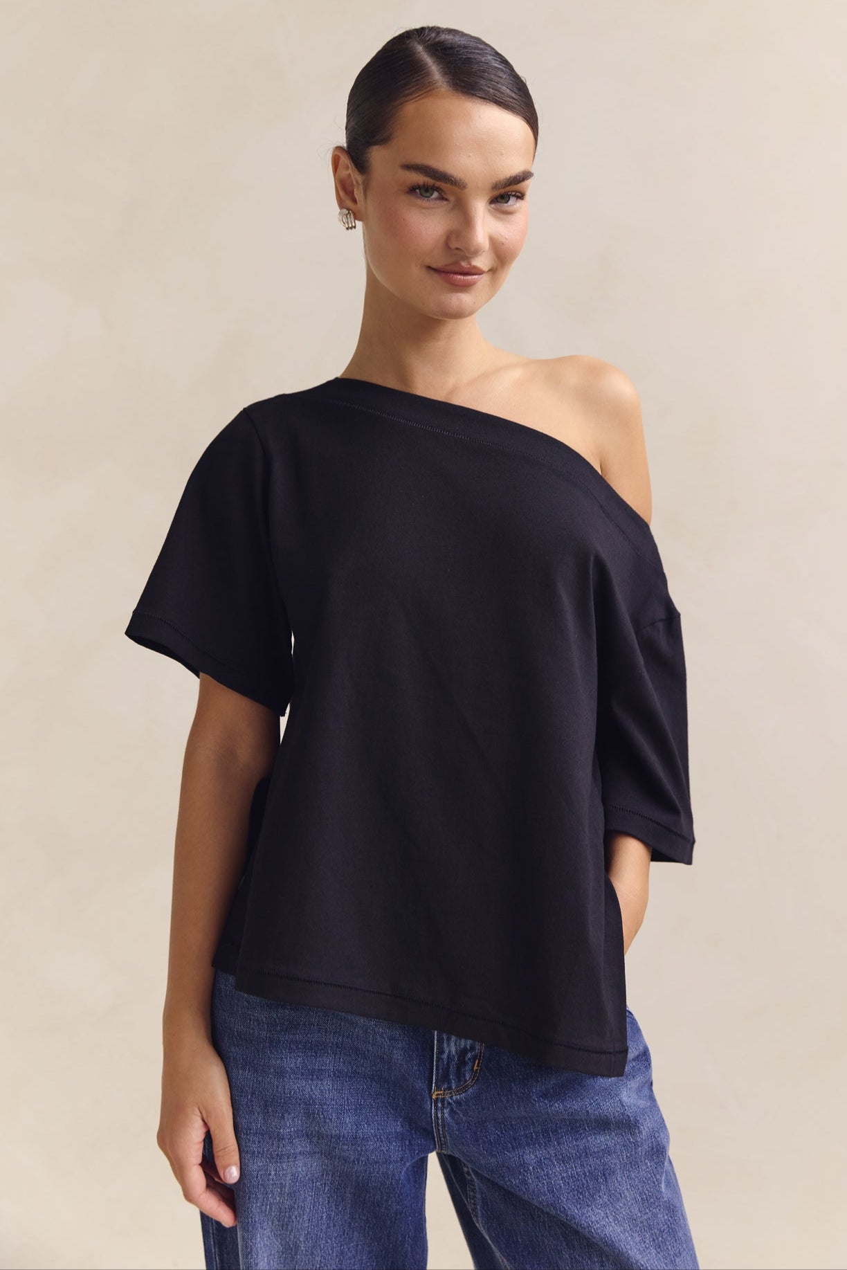 Genevieve Asym Tee (Black)