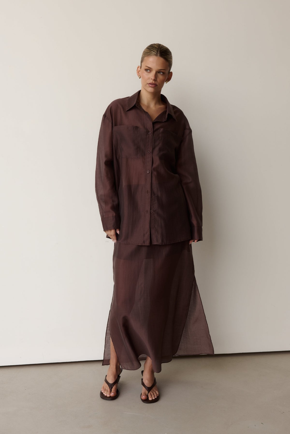 Wynn Sheer Shirt (Chocolate)