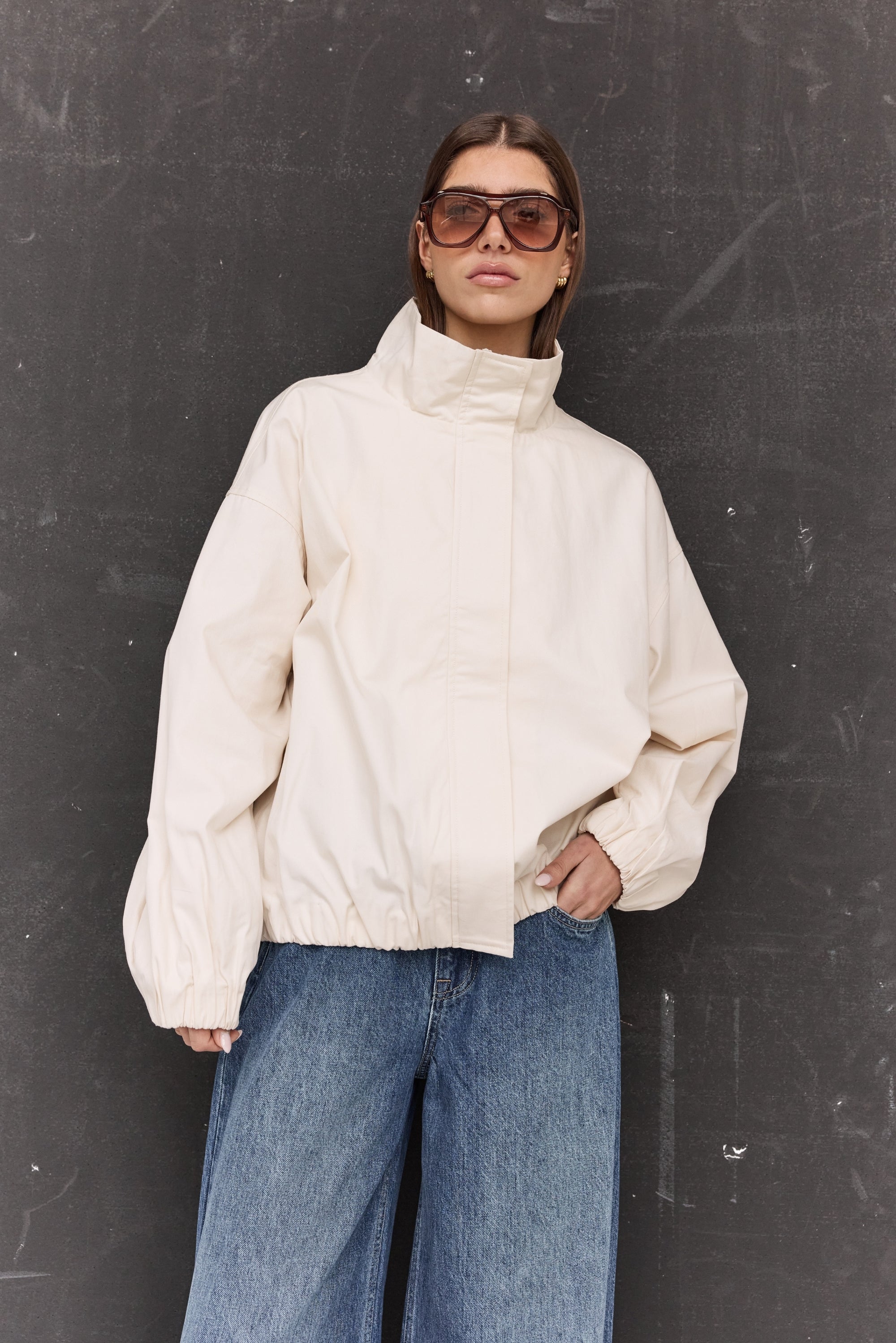 Koa Funnel Neck Jacket (Cream)