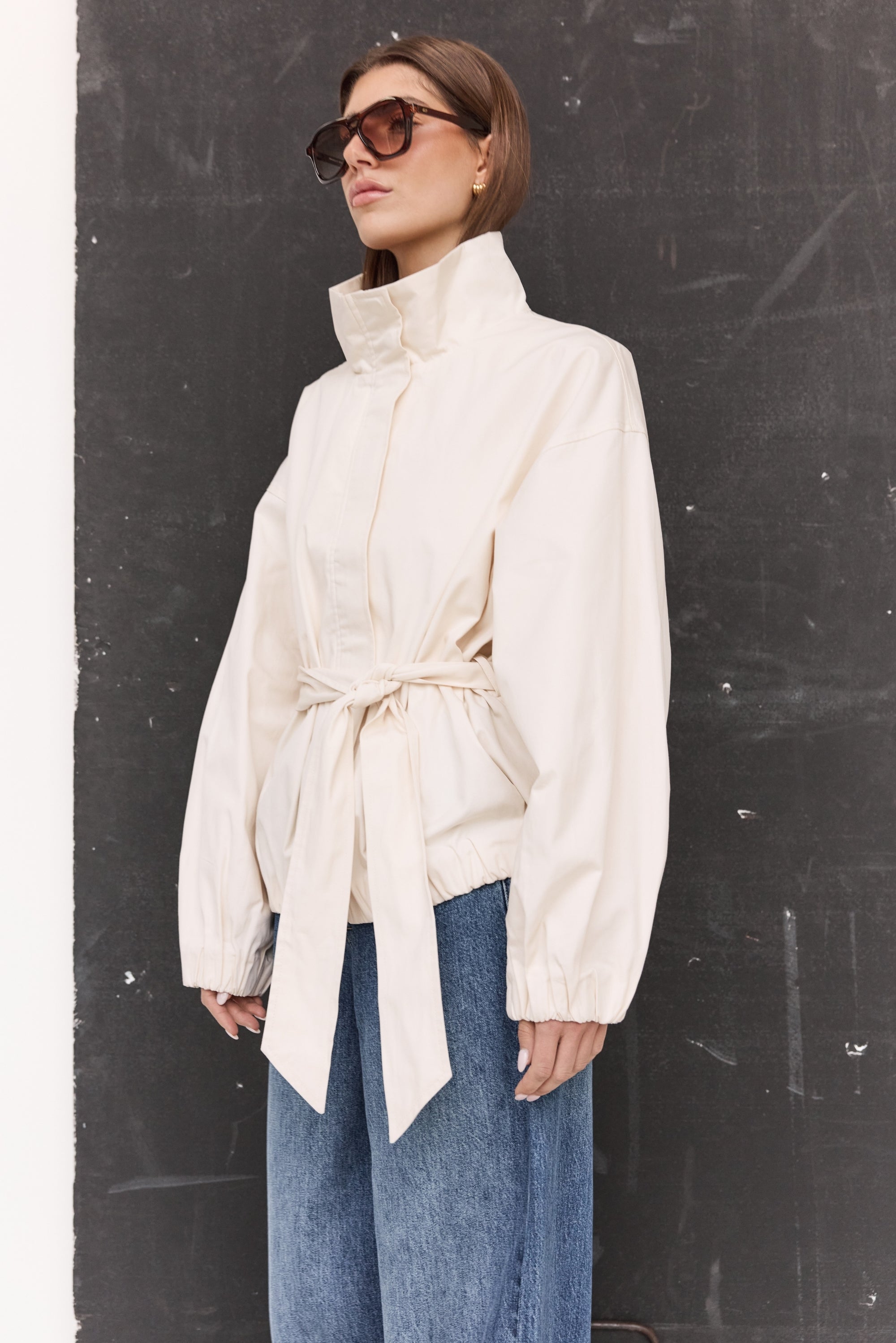 Koa Funnel Neck Jacket (Cream)