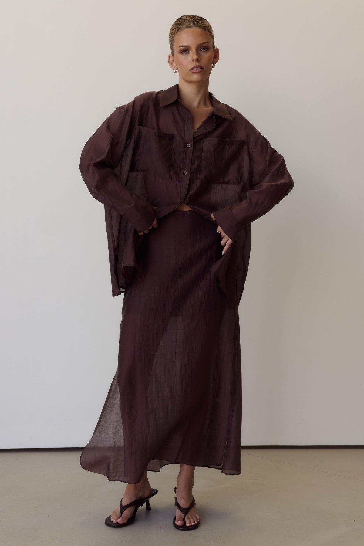 Wynn Sheer Shirt (Chocolate)