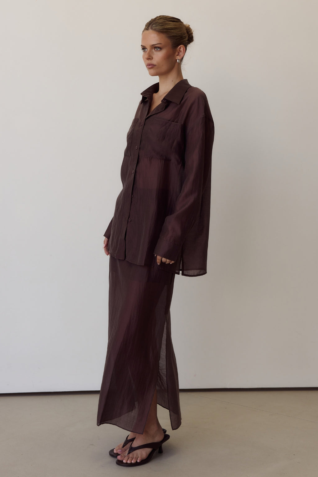 Wynn Sheer Shirt (Chocolate)